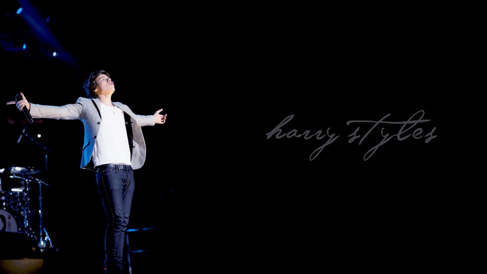 1600x900 Harry Styles HD Wallpaper .