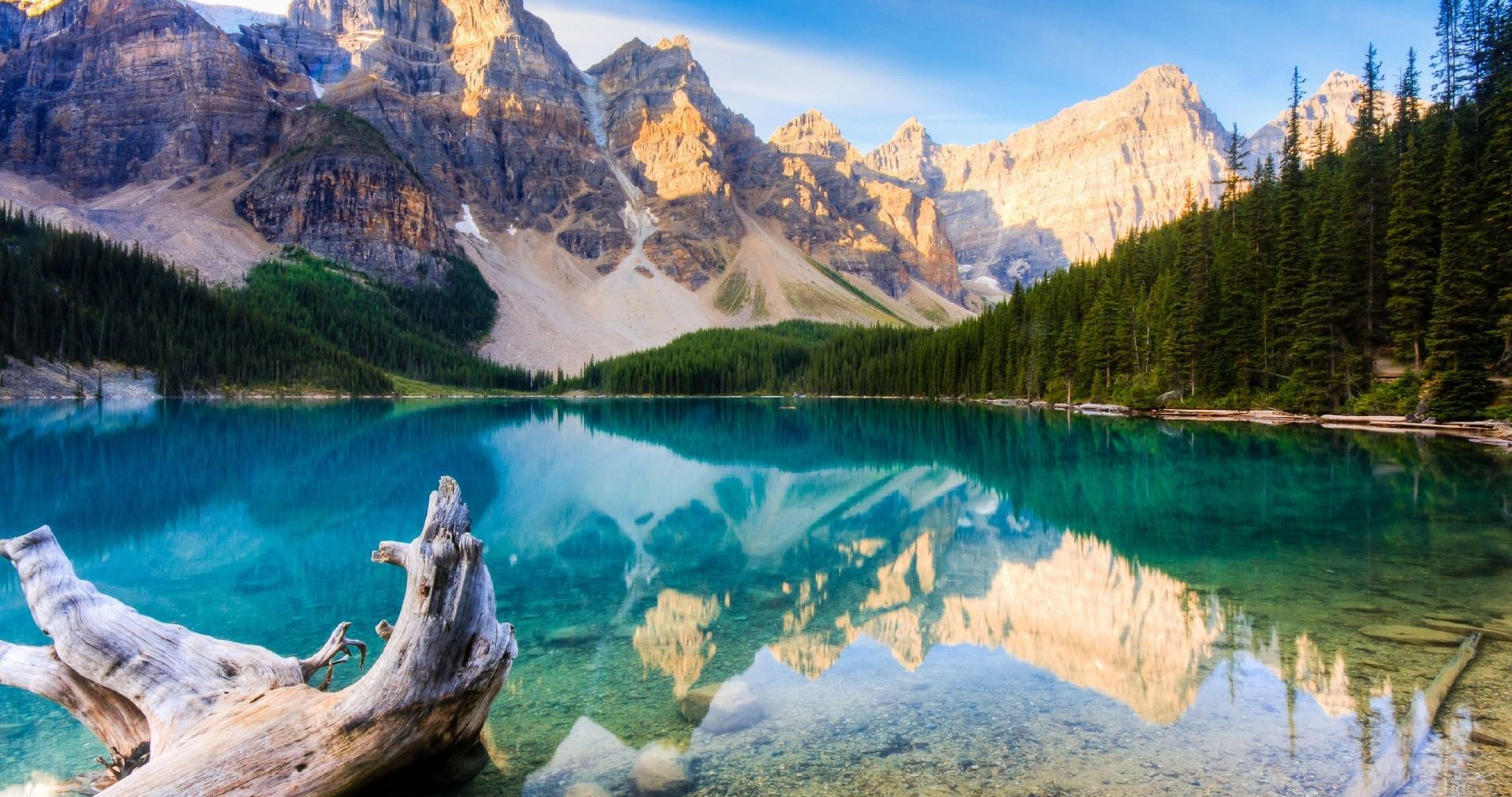 Обои на телефон самые красивые в мире. Ледниковое озеро Морейн, Канада. Национальный парк Йохо Канада. Канада озеро Морейн обои. Озеро Банф Канада.
