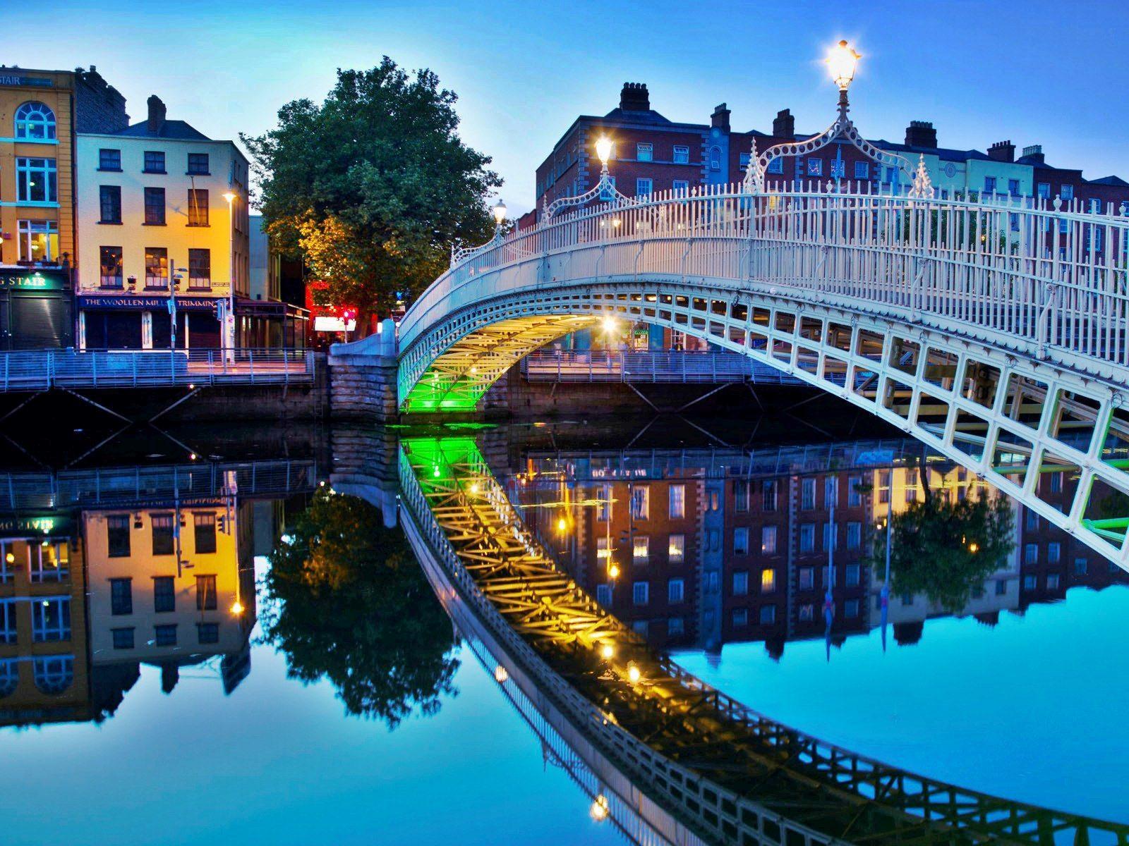 1600x1200 Dublin Ireland Wallpaper for Android .