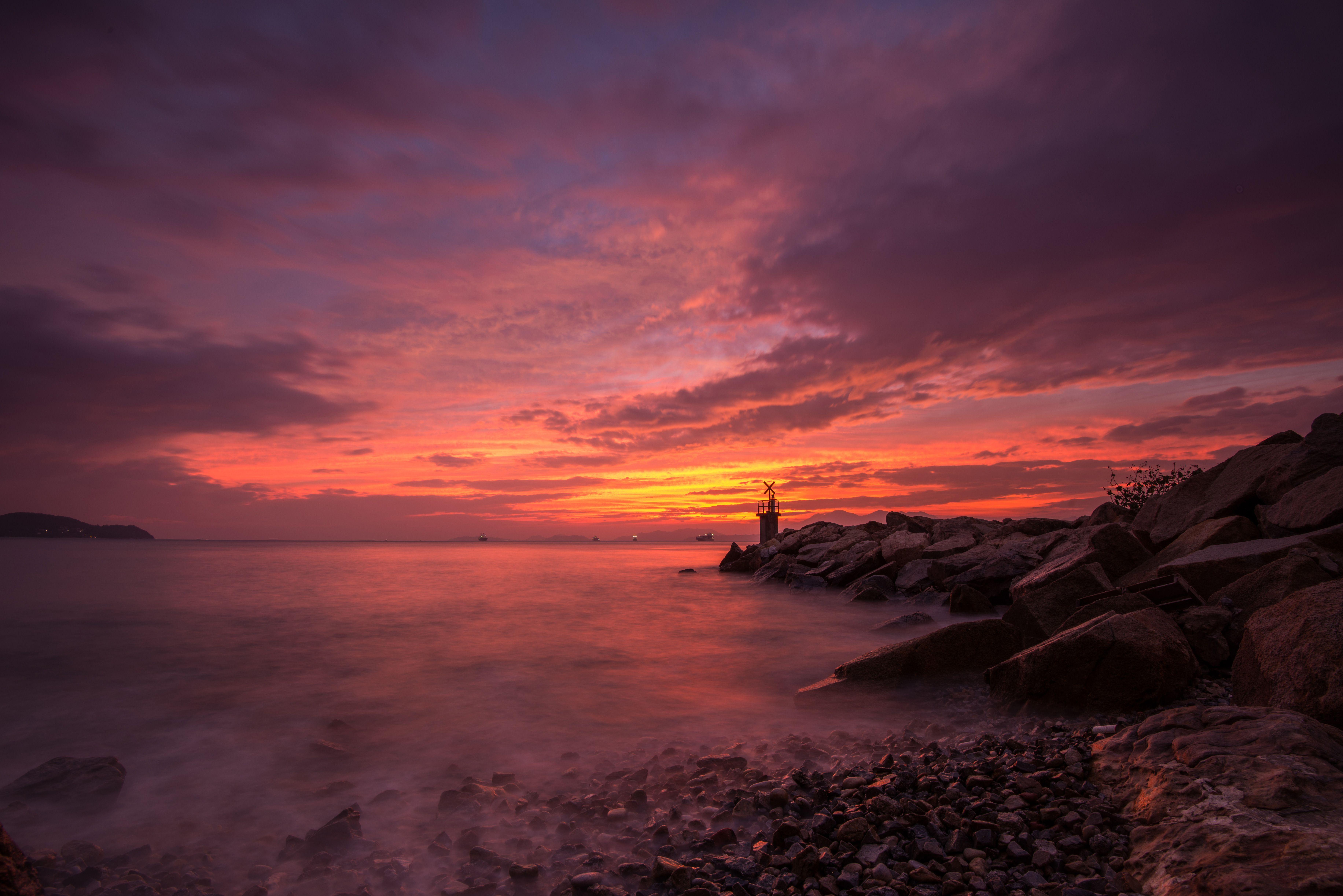 7328x4891 Golden Hour Seascape 8k .