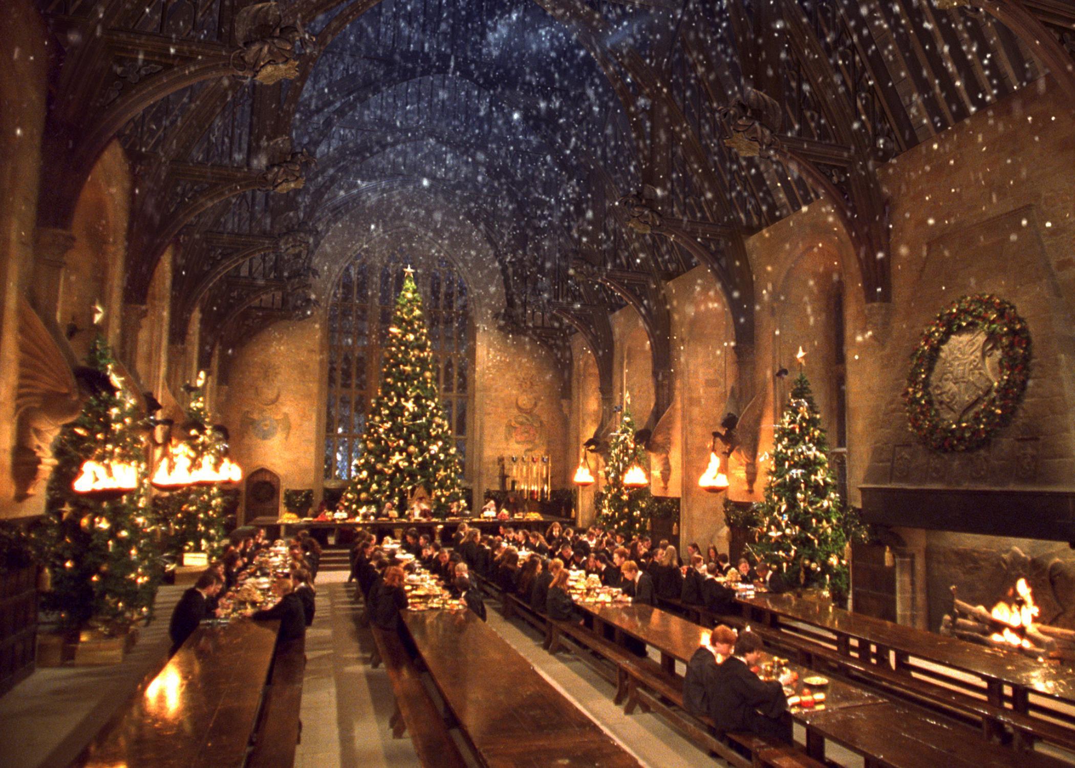 2100x1499 Great Hall Harry Potter Desktop .wallpaper.dog