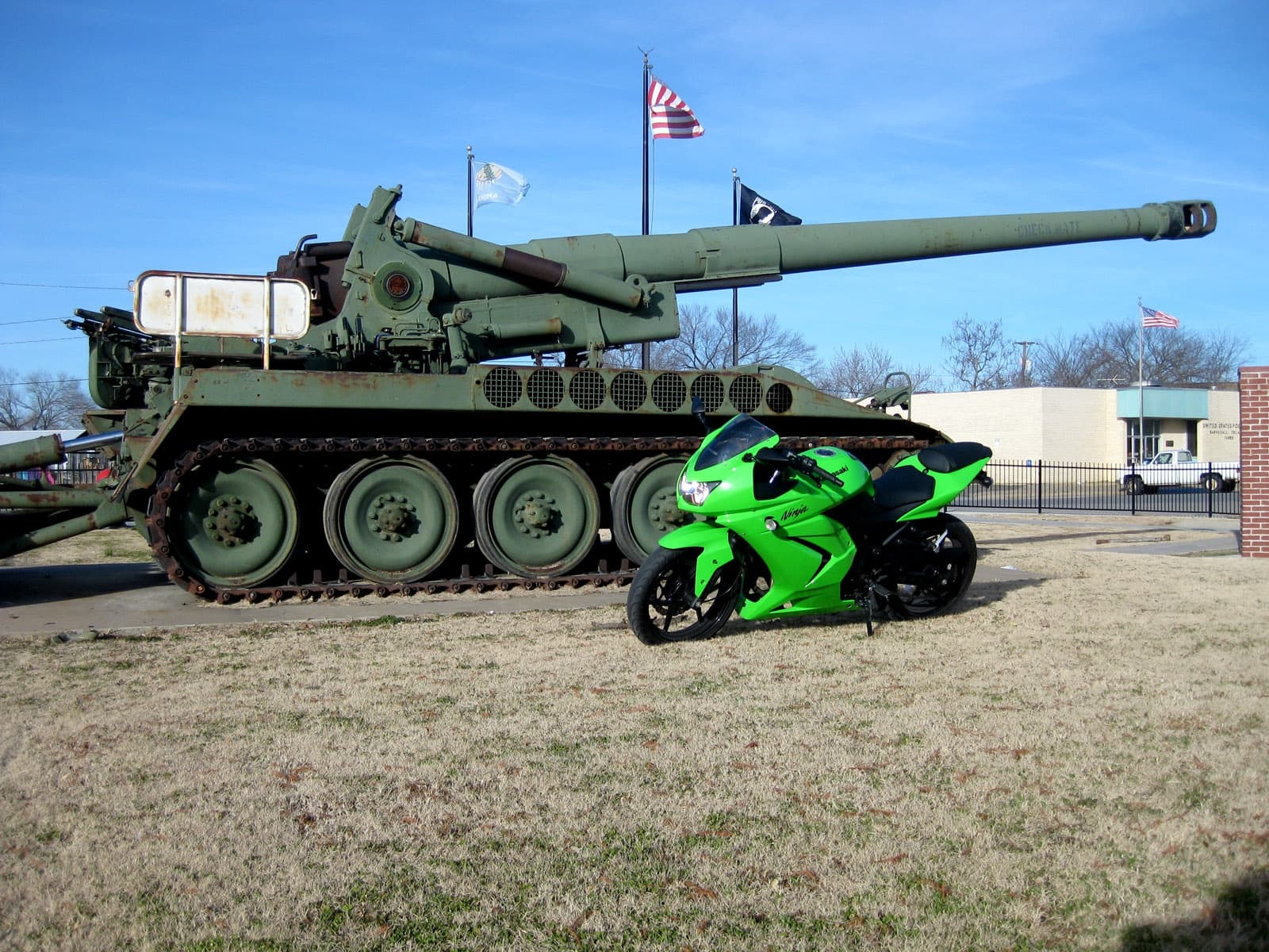 1600x1200 Kawasaki Ninja 250r Wallpaper, Image and Picture High Quality