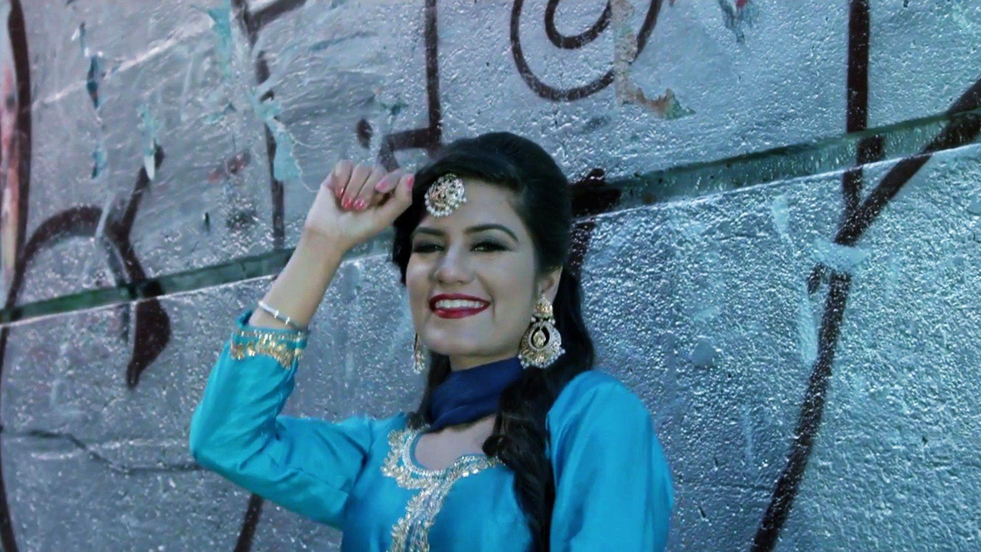1920x1080 Cute Kaur B Wallpaper 11760