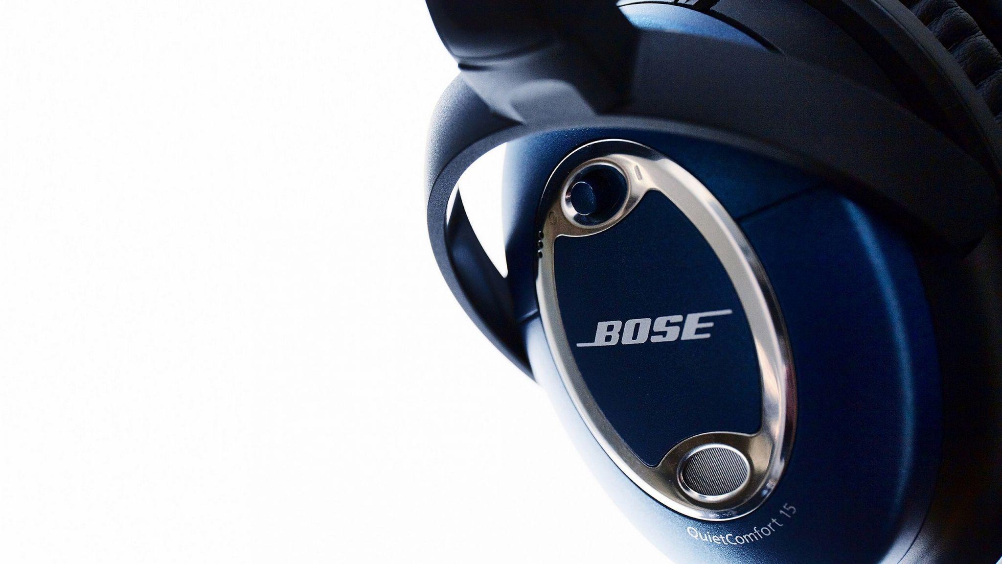 2048x1152 Bose Headphones Logo .