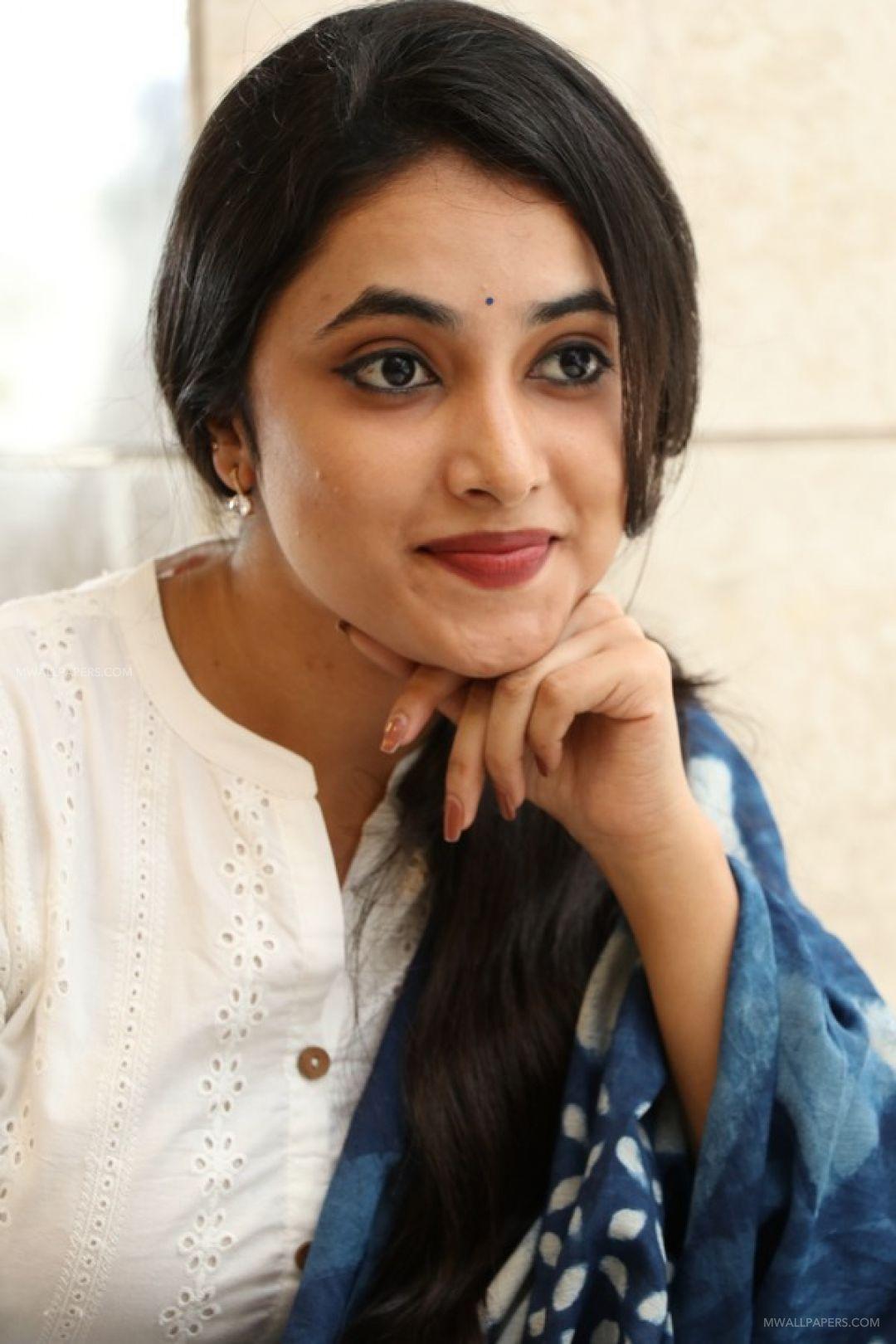 1080x1620 Priyanka Arul Mohan HD Wallpaper .