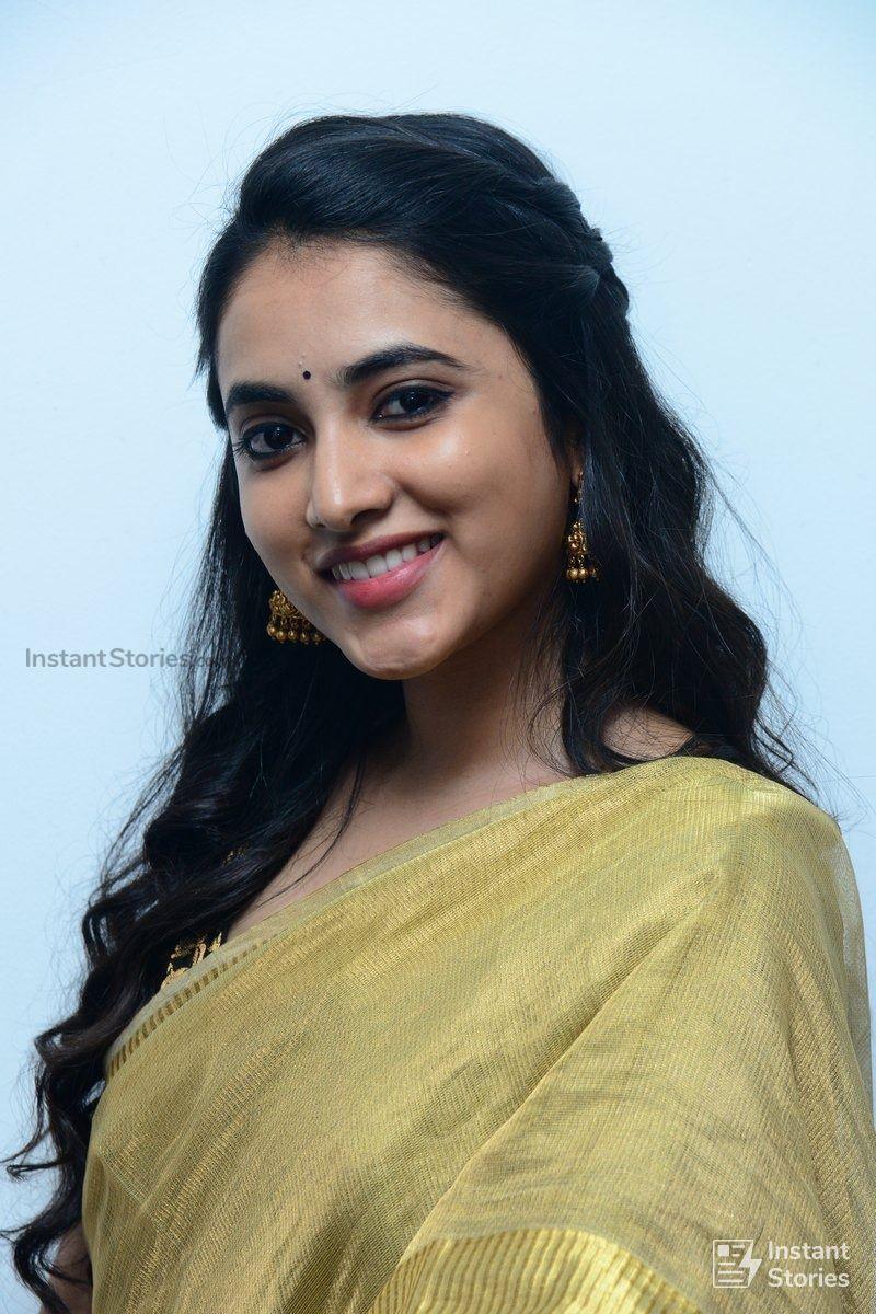 800x1200 Priyanka Arul Mohan Latest Hot .