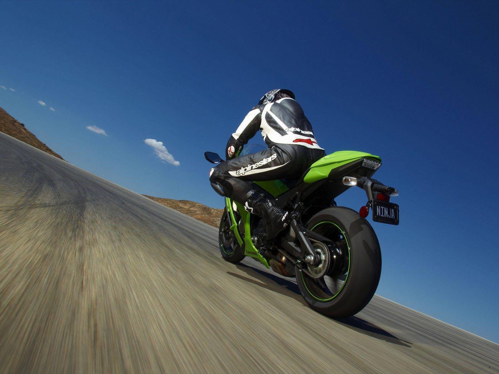 Kawasaki Wallpapers Top Free Kawasaki Backgrounds Wallpaperaccess