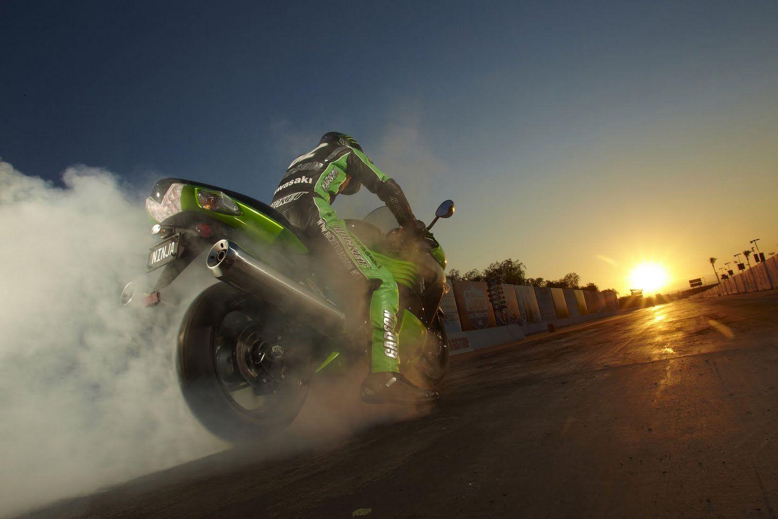 1600x1067 Kawasaki Wallpaper 22834 1600x1067 px
