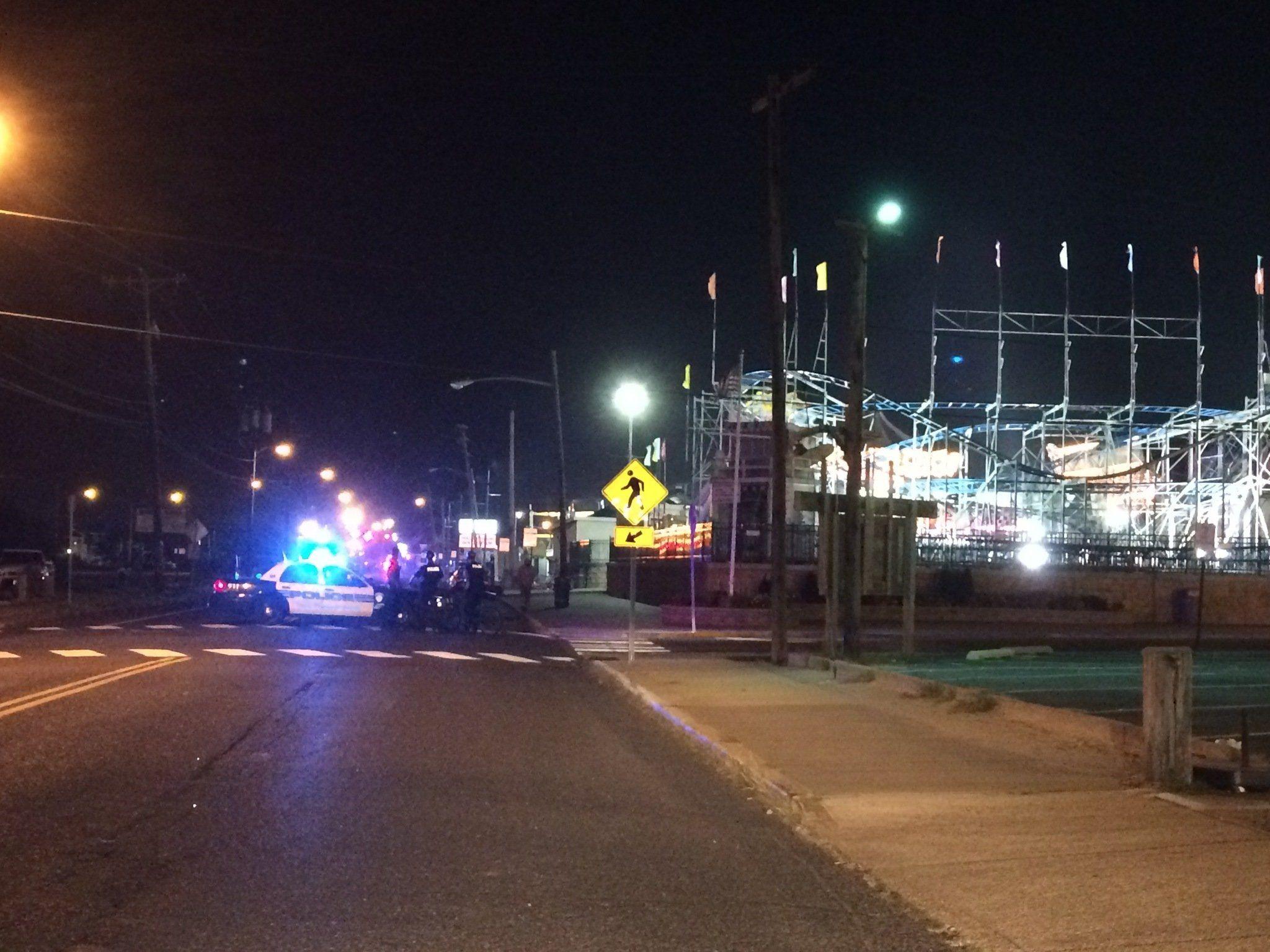 2048x1536 Jenkinson's Boardwalk evacuated because of bomb threat