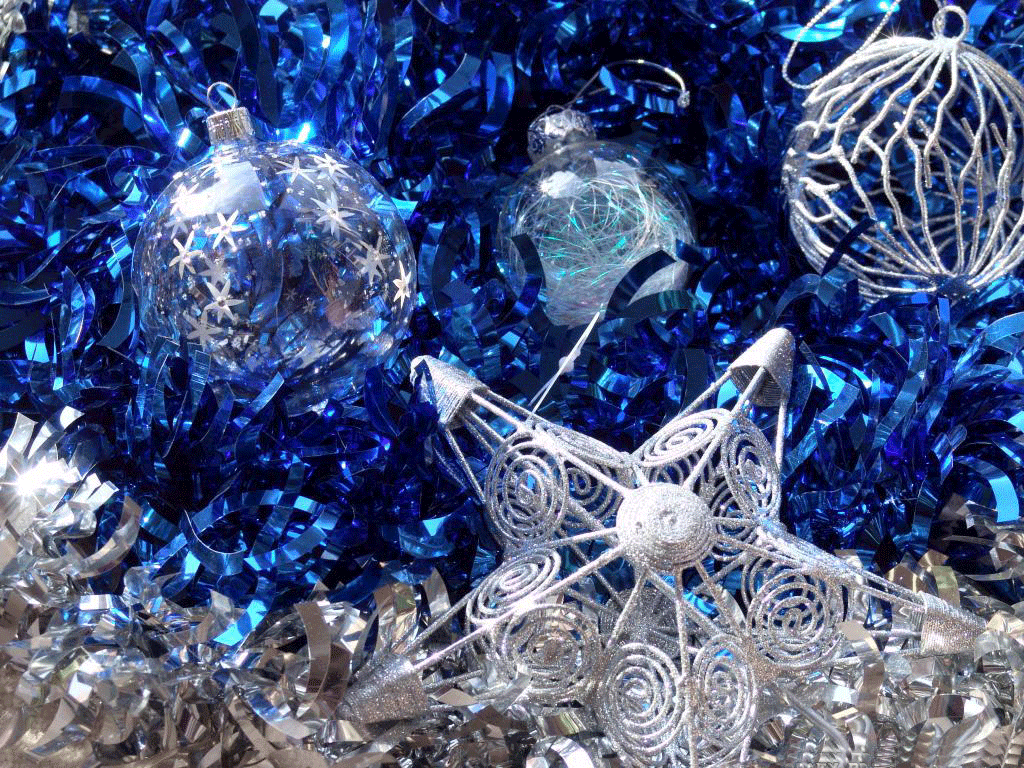 1024x768 Blue Christmas Wallpaper