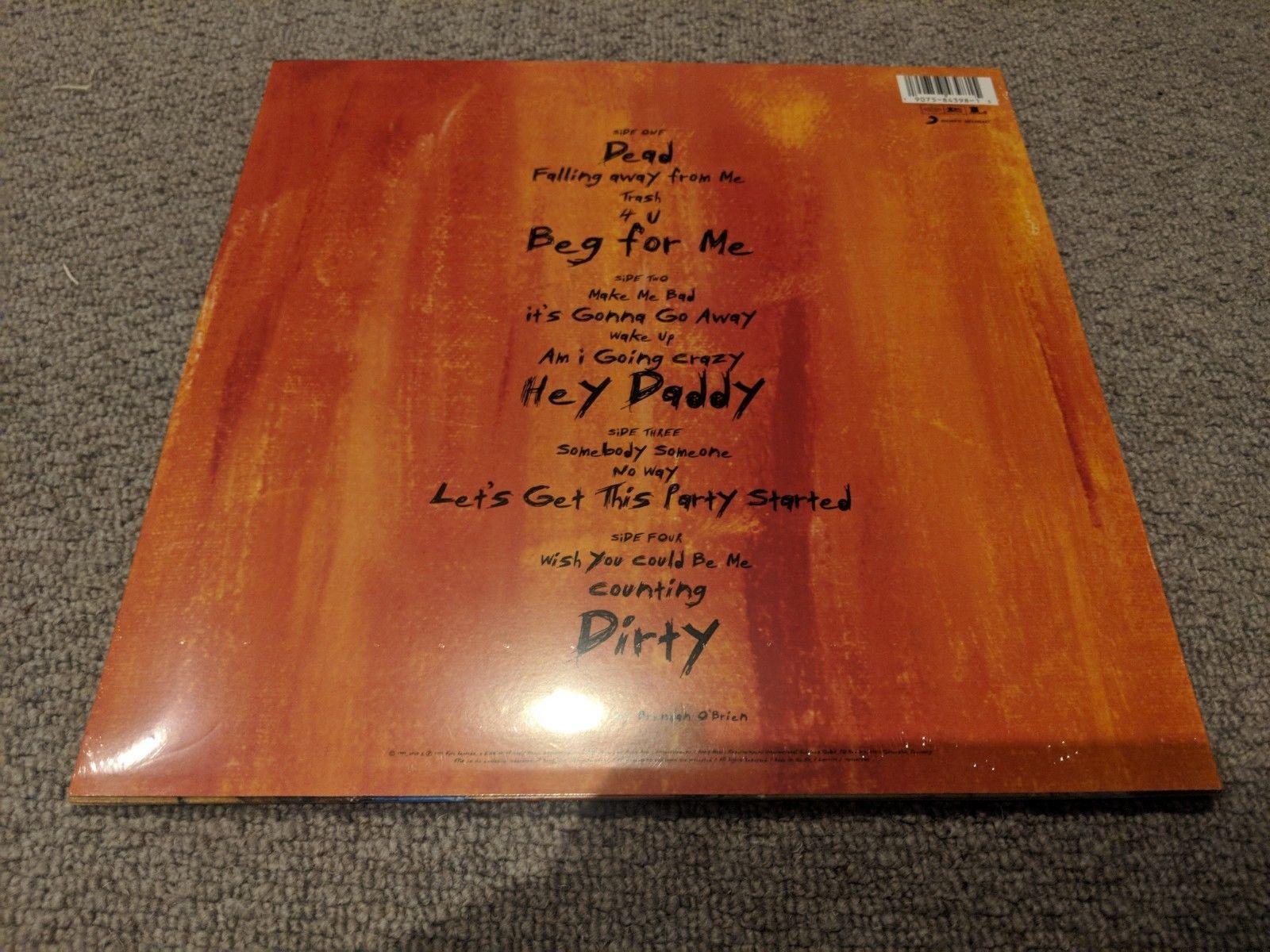 1600x1200 Roots Vinyl