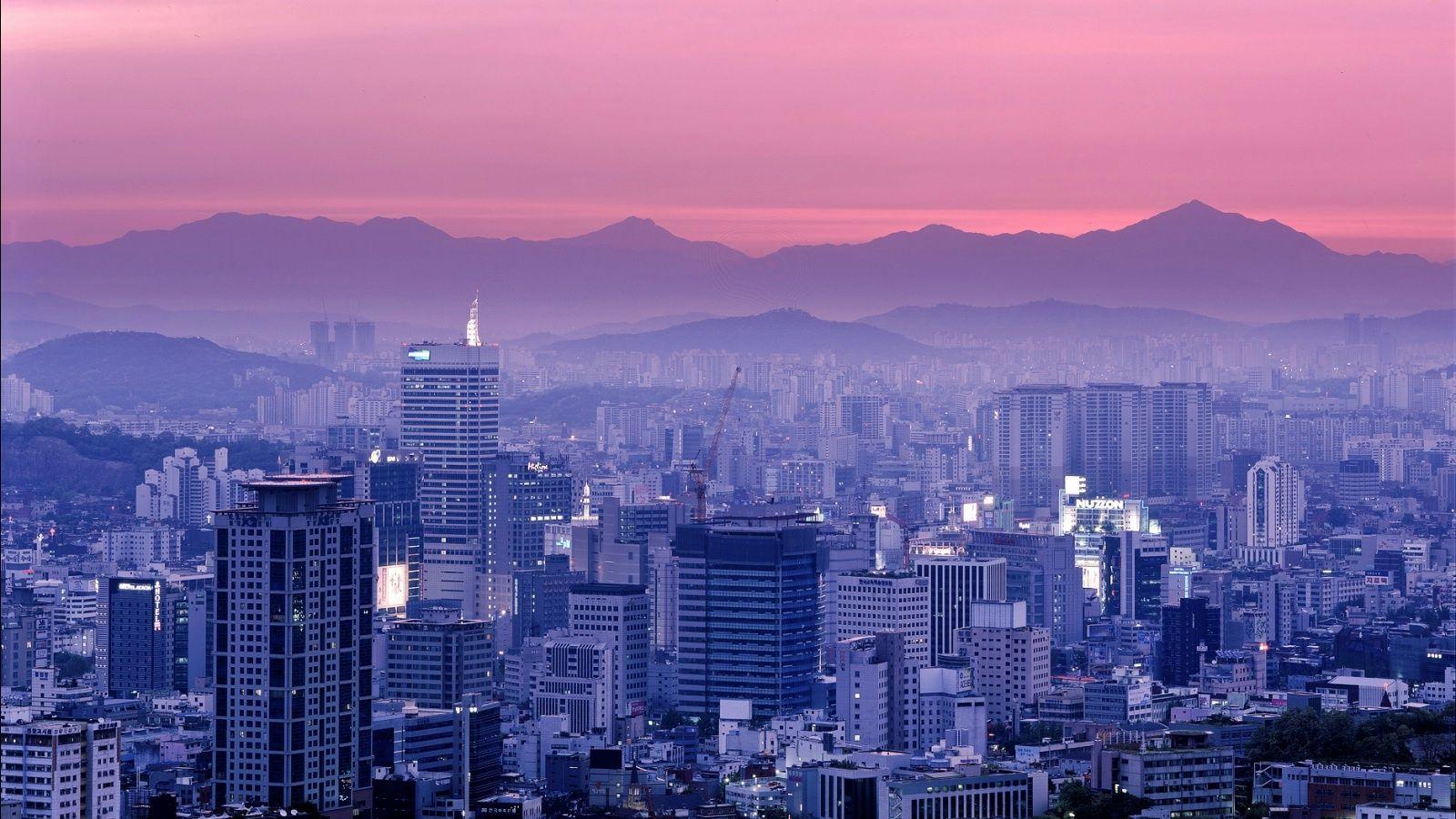 1600x900 Pink Sky