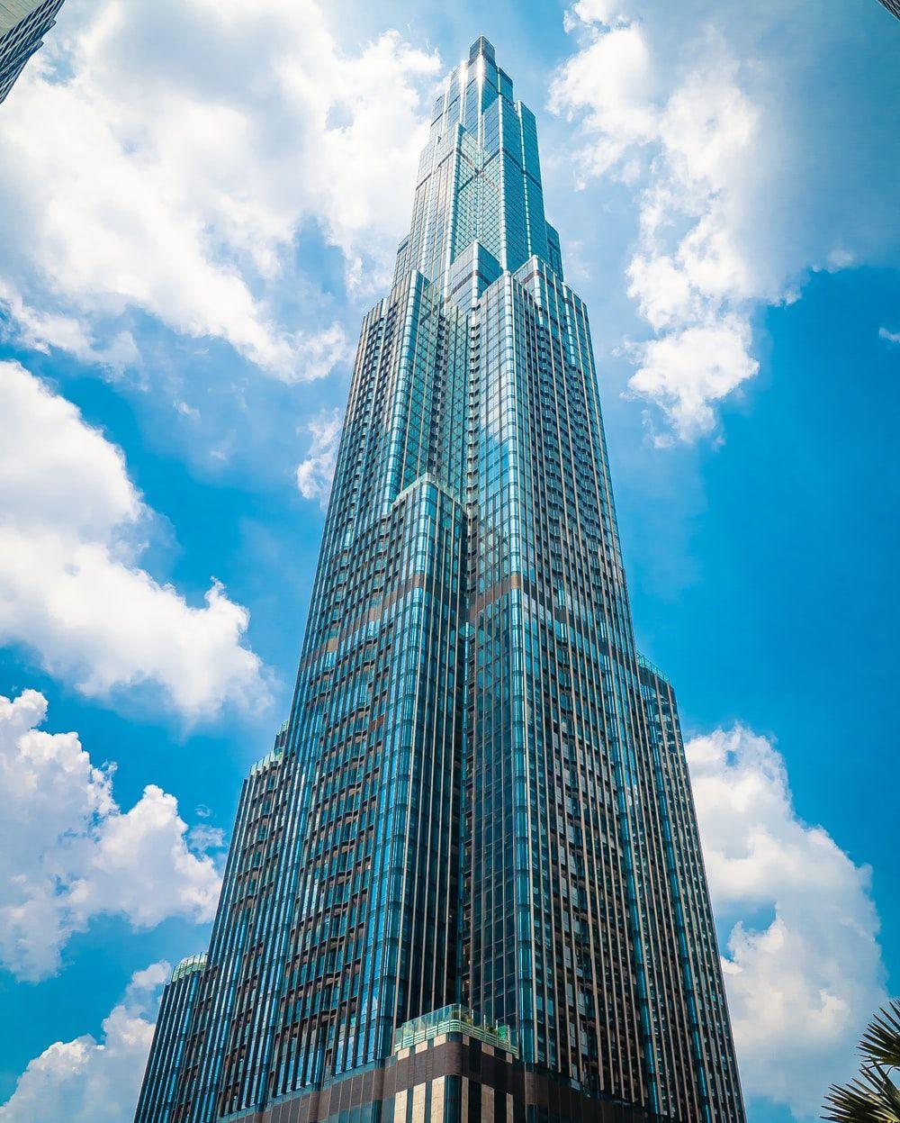Bạn muốn nghía một chút về Landmark 81 mà không cần phải đến đó? Hãy xem các bức ảnh nền về tòa nhà cao nhất Việt Nam này. Với độ phân giải cao và các góc chụp độc đáo, các bức ảnh nền này sẽ cho bạn cái nhìn tuyệt đẹp về Landmark