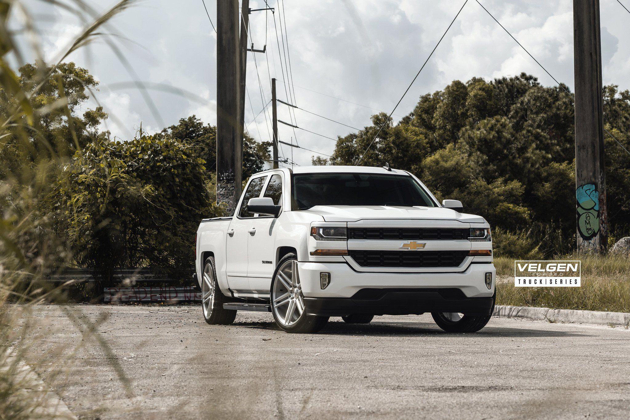 2048x1365 Custom Chevy Silverado 1500. Image .