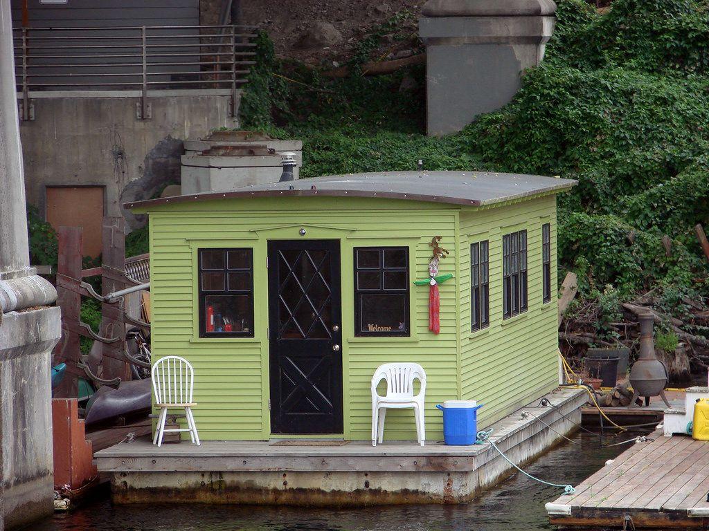 1024x768 Tiny House Revealed the Essence .