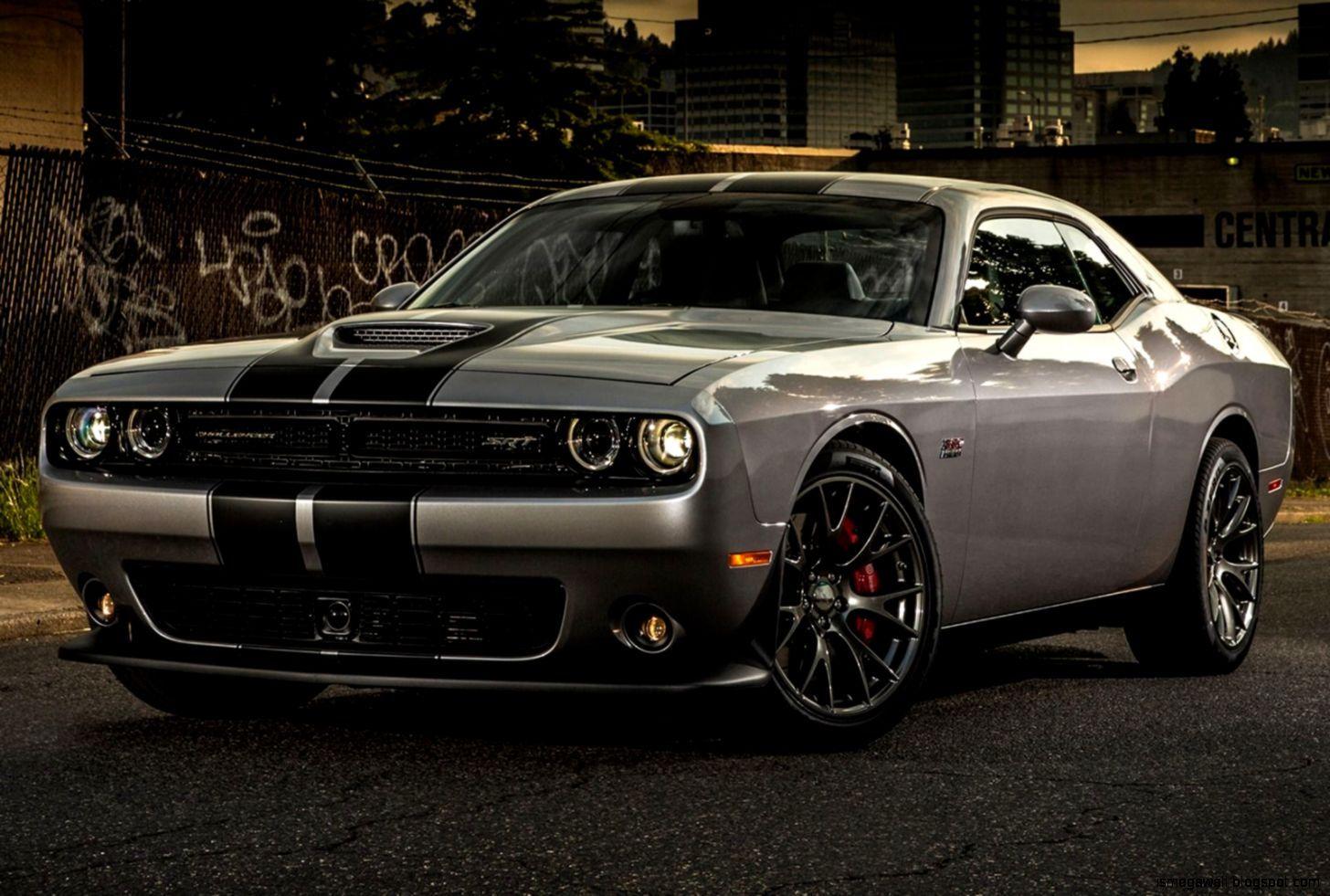 Dodge Challenger srt 392