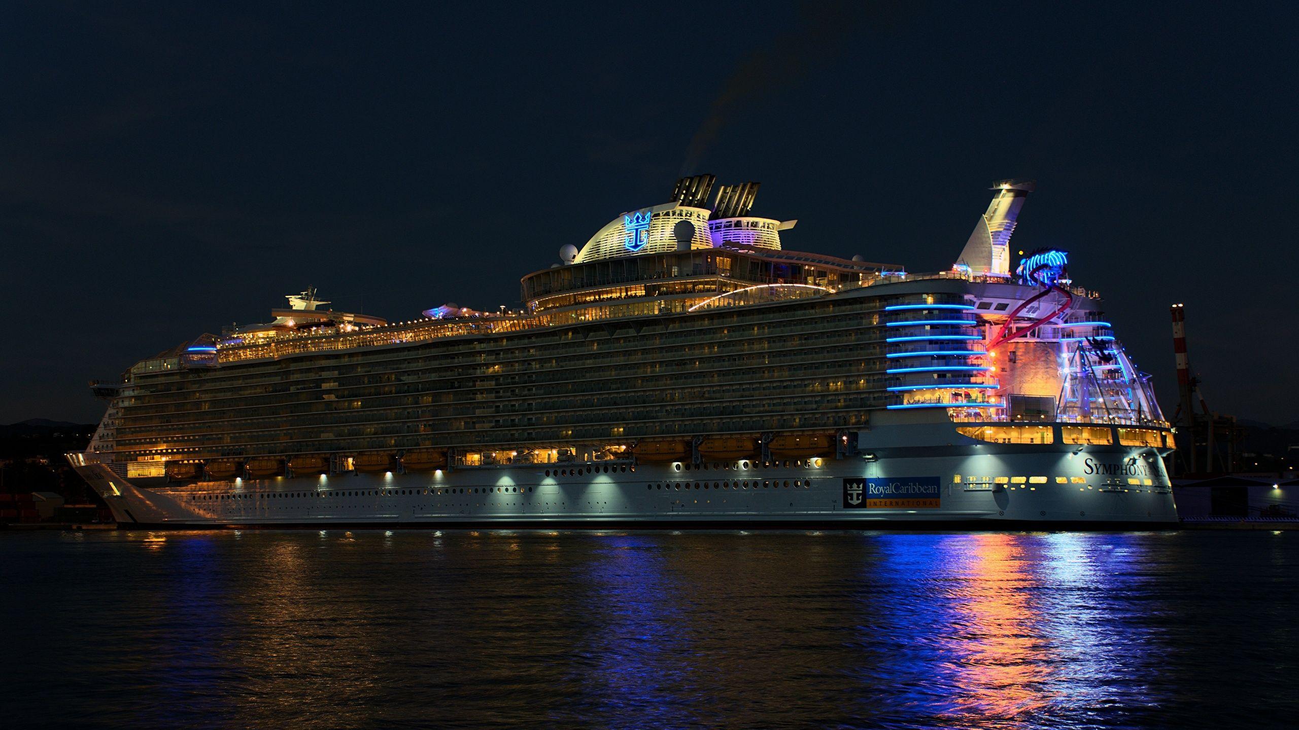 2560x1440 Royal Caribbean Cruise 2020
