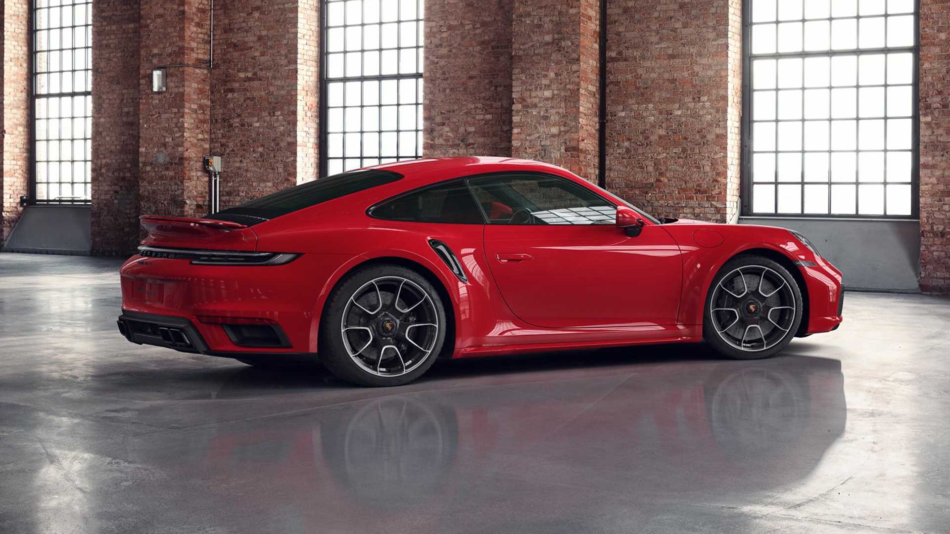 Porsche 911 red