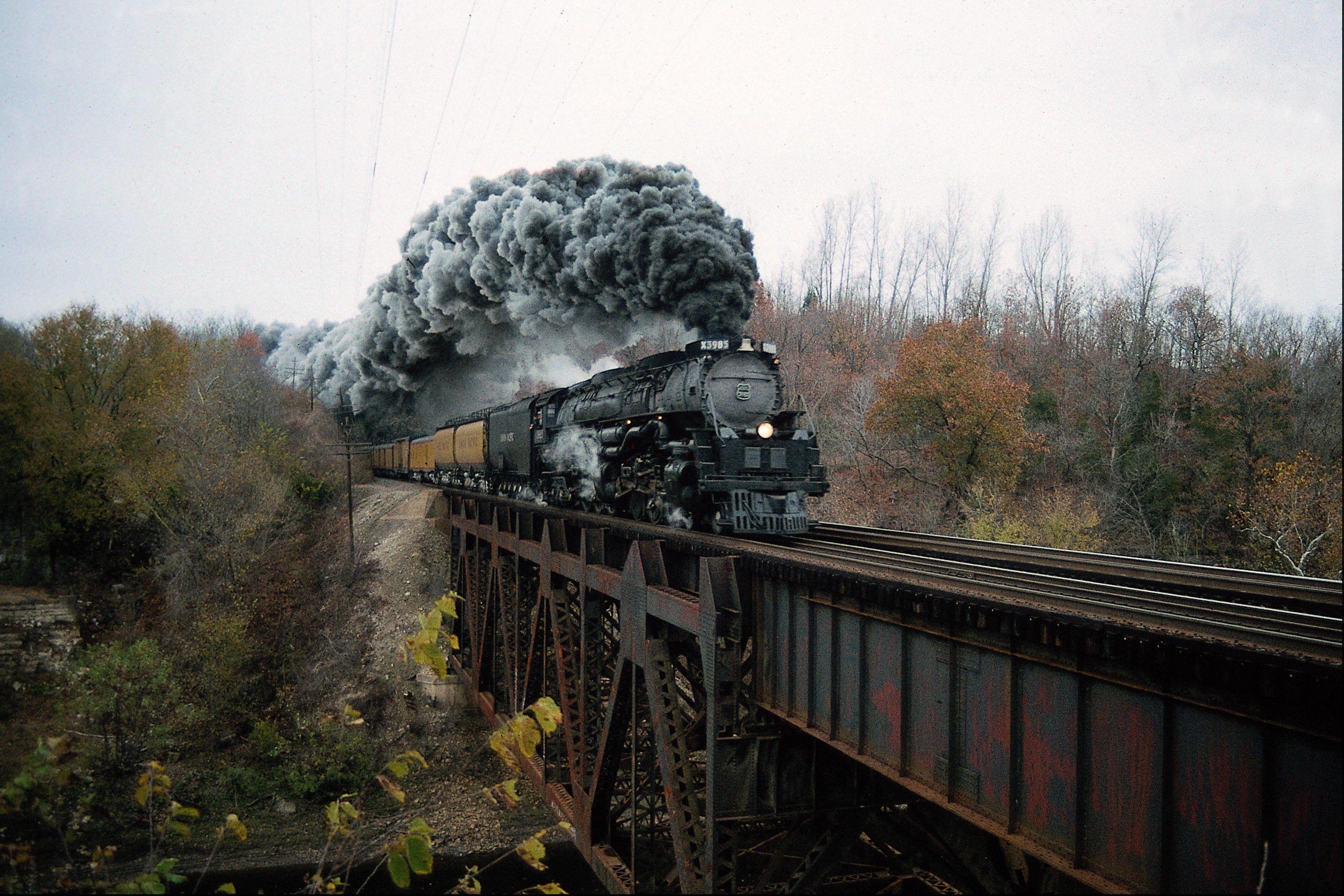 3072x2048 Trains