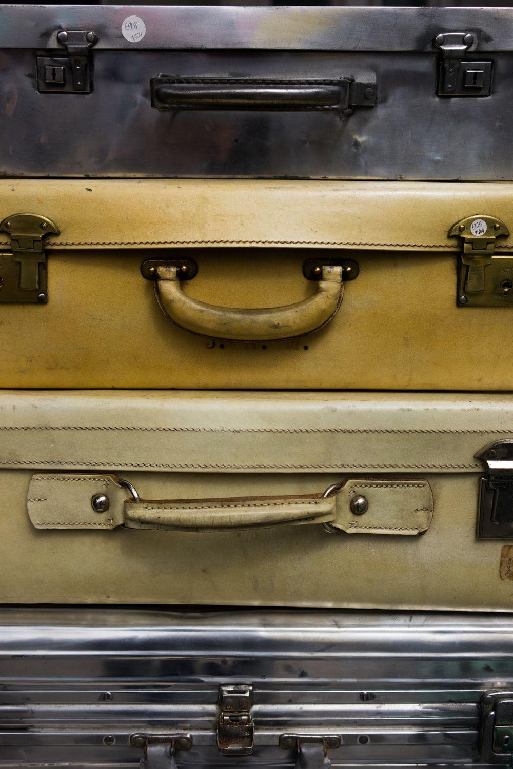 Suitcase Wallpapers - Top Free Suitcase Backgrounds - WallpaperAccess
