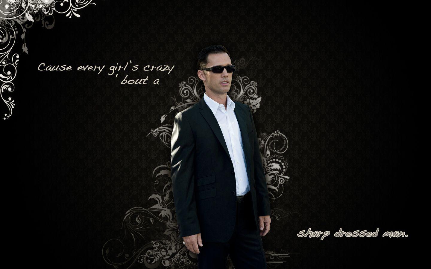 1440x900 Sharp Dressed Man Notice .