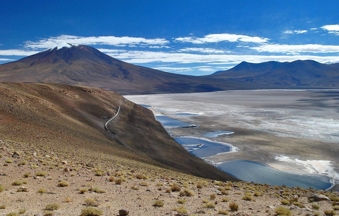 1332x850 Wallpaper Bolivia, the Uyuni salt flats .