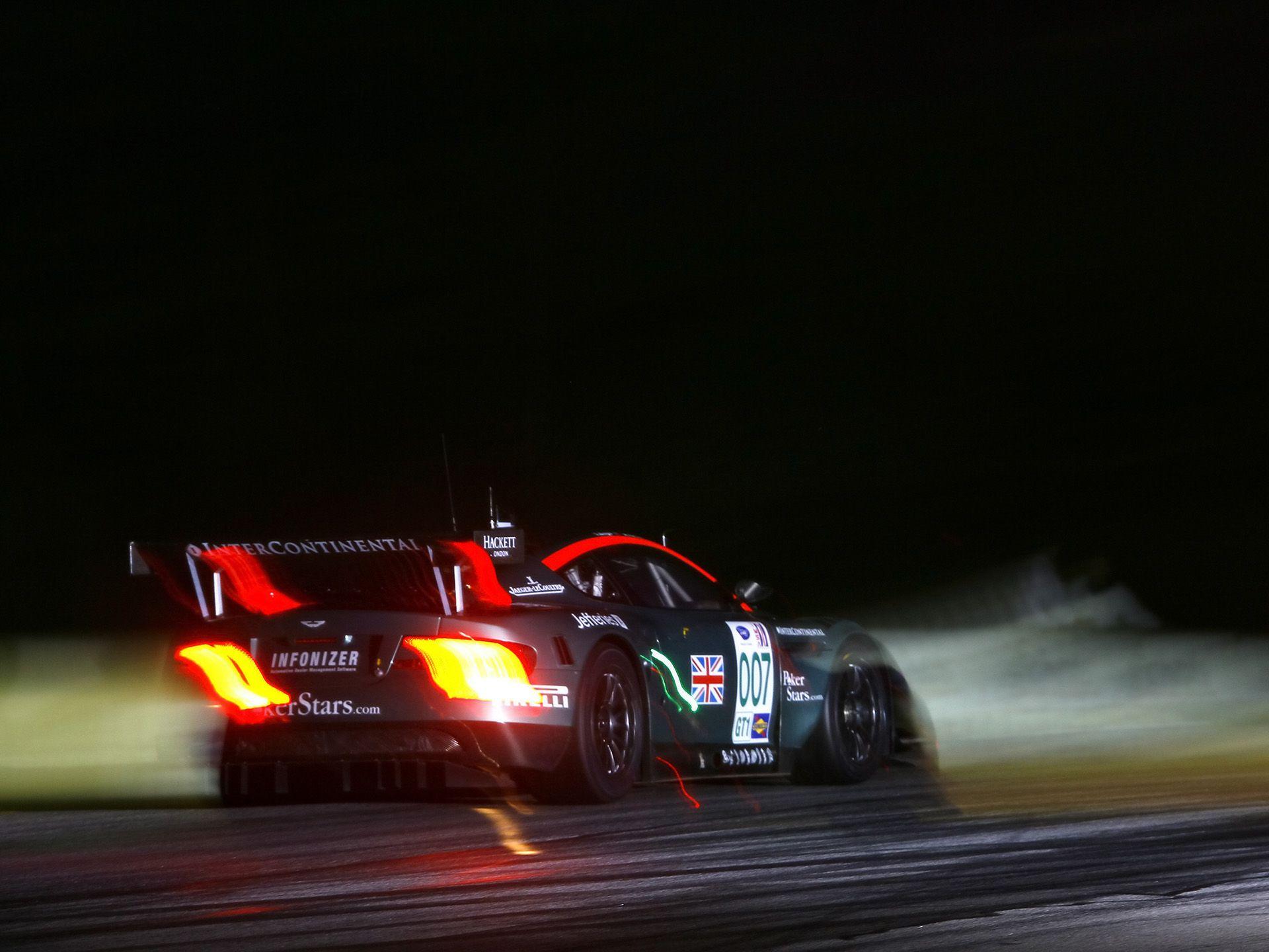 1920x1440 Aston Martin DBR9 Le Mans .