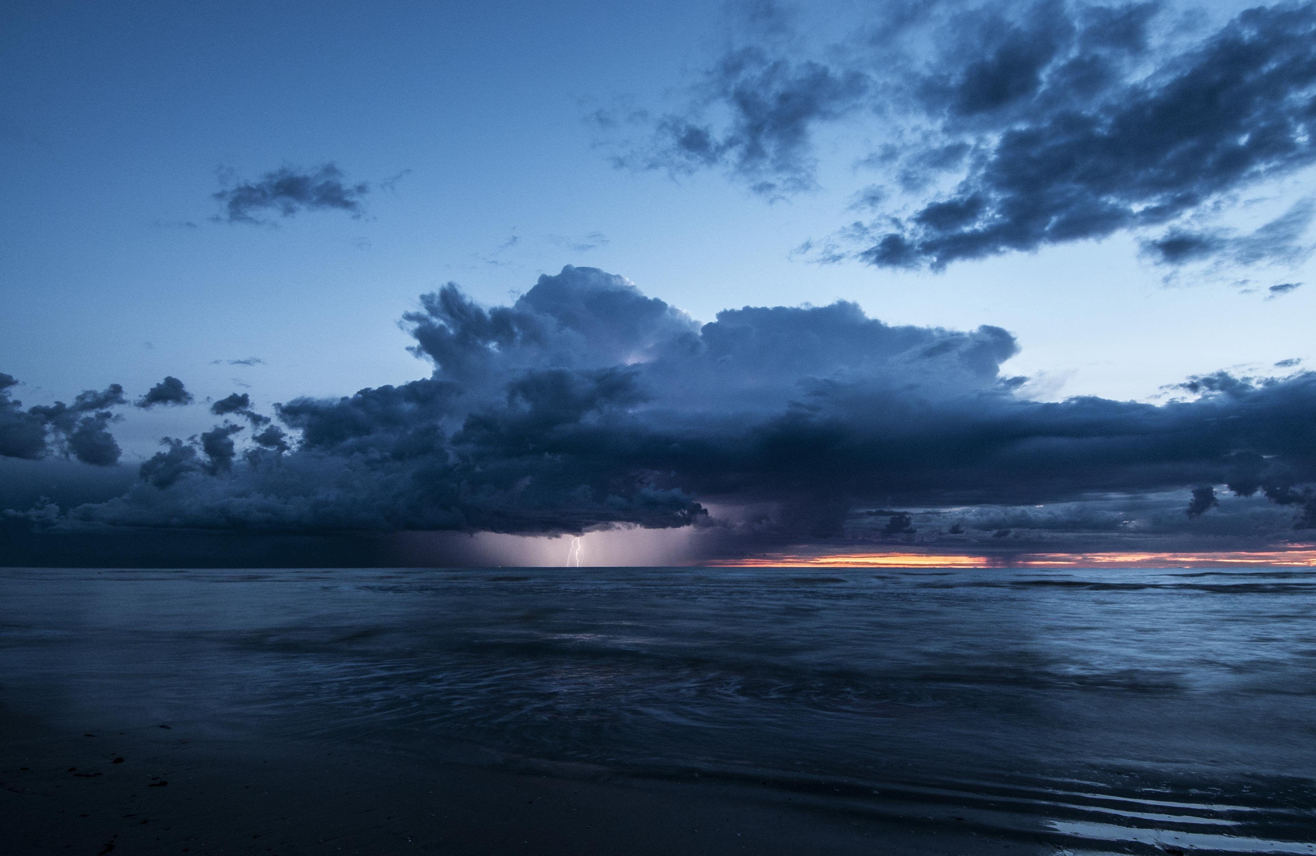 4229x2753 sea, Lightning, Clouds, Storm, Evening .