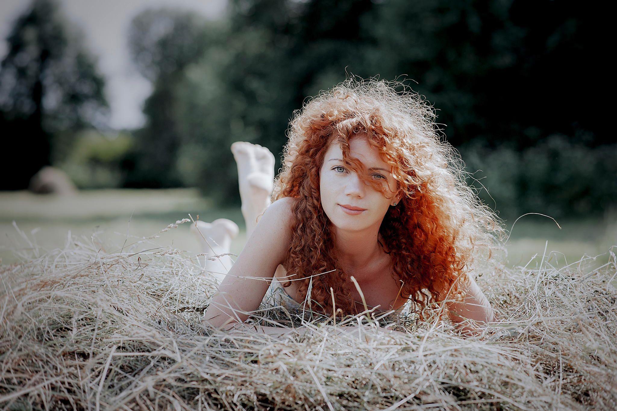 2048x1363 Curly Hair Red Princess Country Picture .