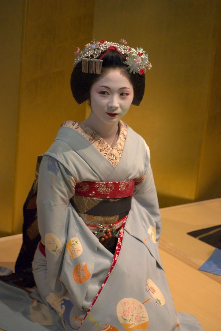 736x1099 best Japanese Maiko image. Kimono, Kimonos and Geishas