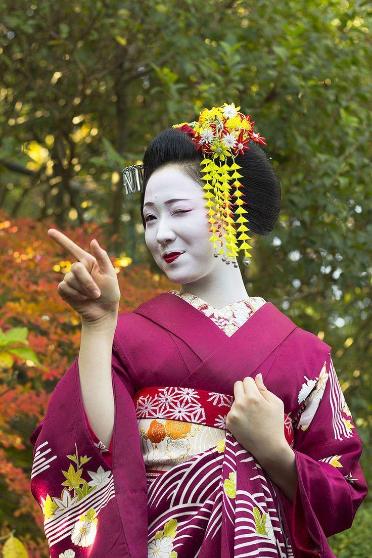 736x1104 best Gejša kimono image. Geishas, Kyoto japan