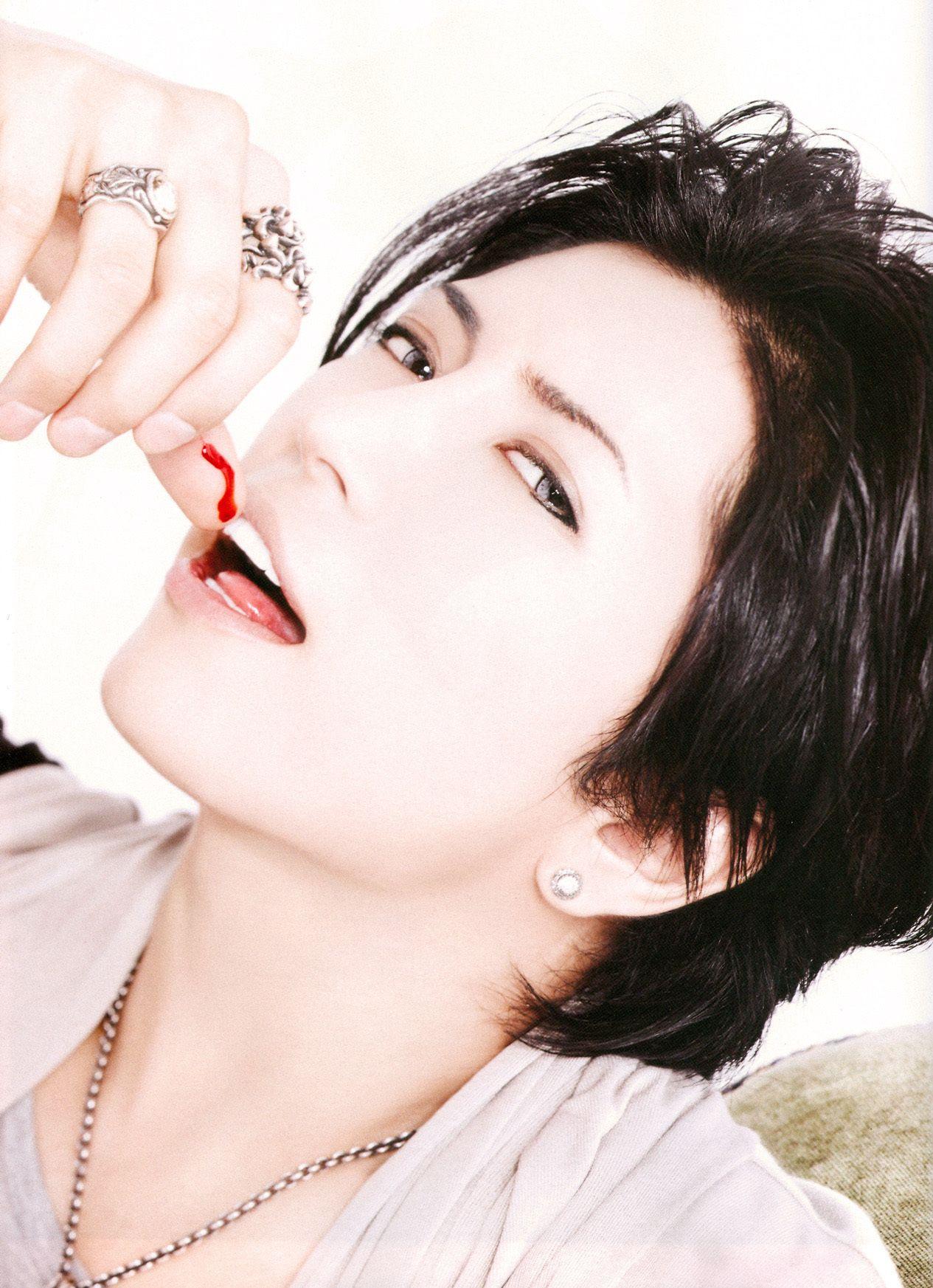 1265x1745 Gackt