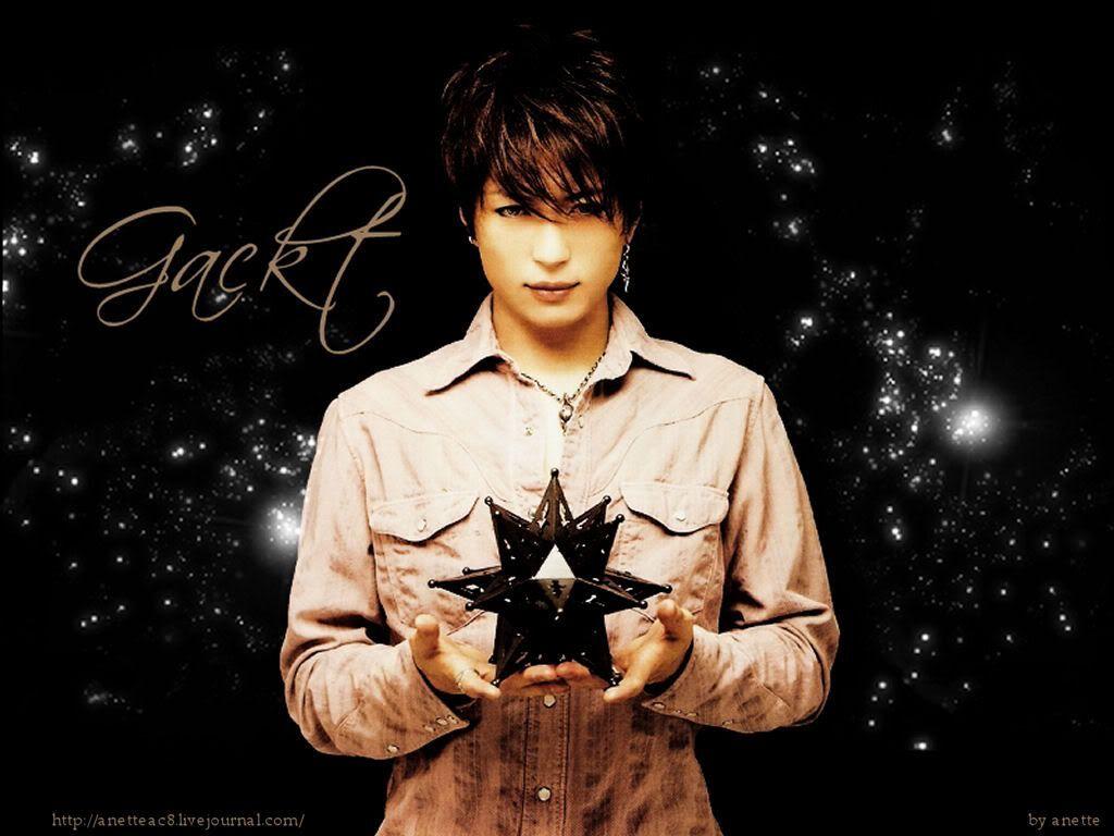 1024x768 A Pretty Wallpaper of GACKT!.jp
