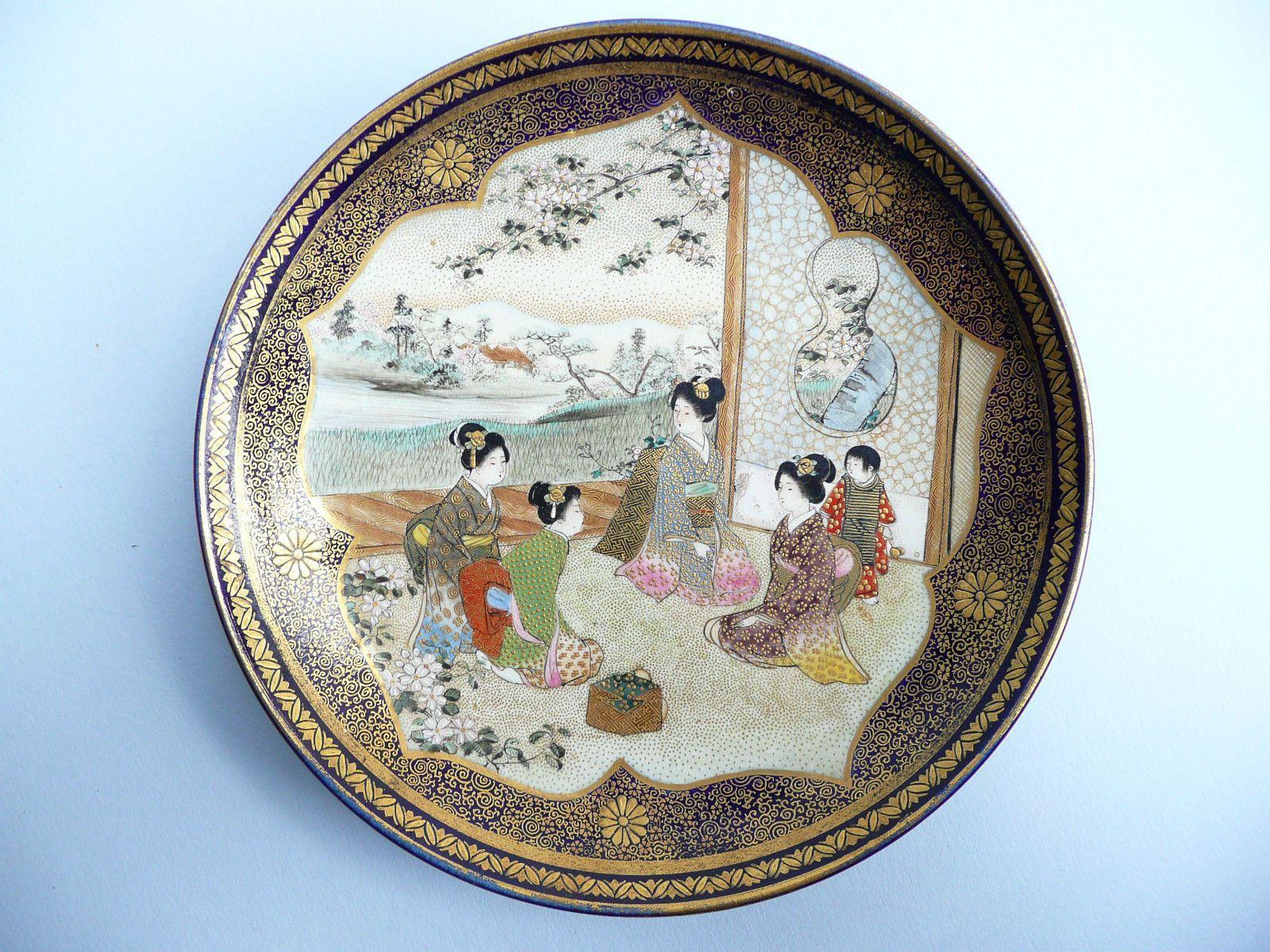 1600x1200 Antique Japanese Meiji Kinkozan Satsuma Geishas Dish