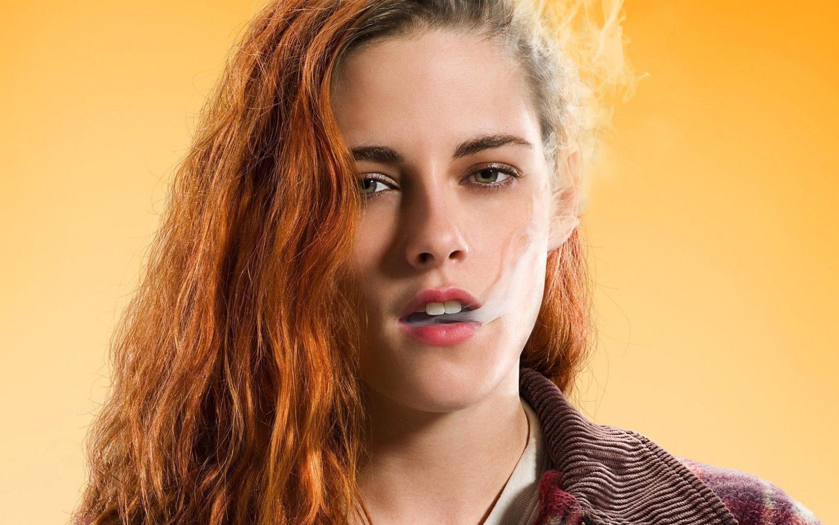 2932x1833 Kristen stewart smoking cigarette smoke .