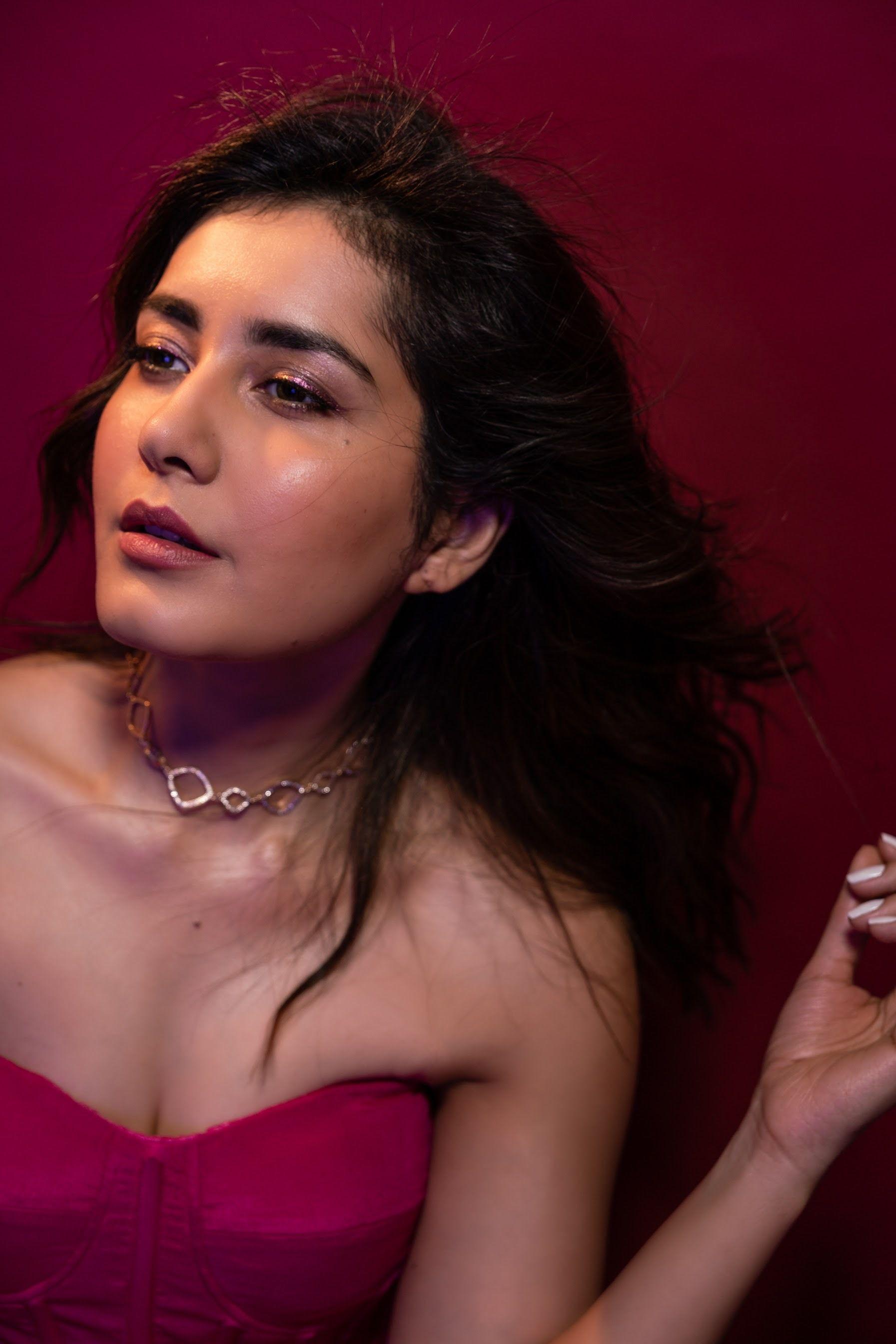1793x2688 Raashi