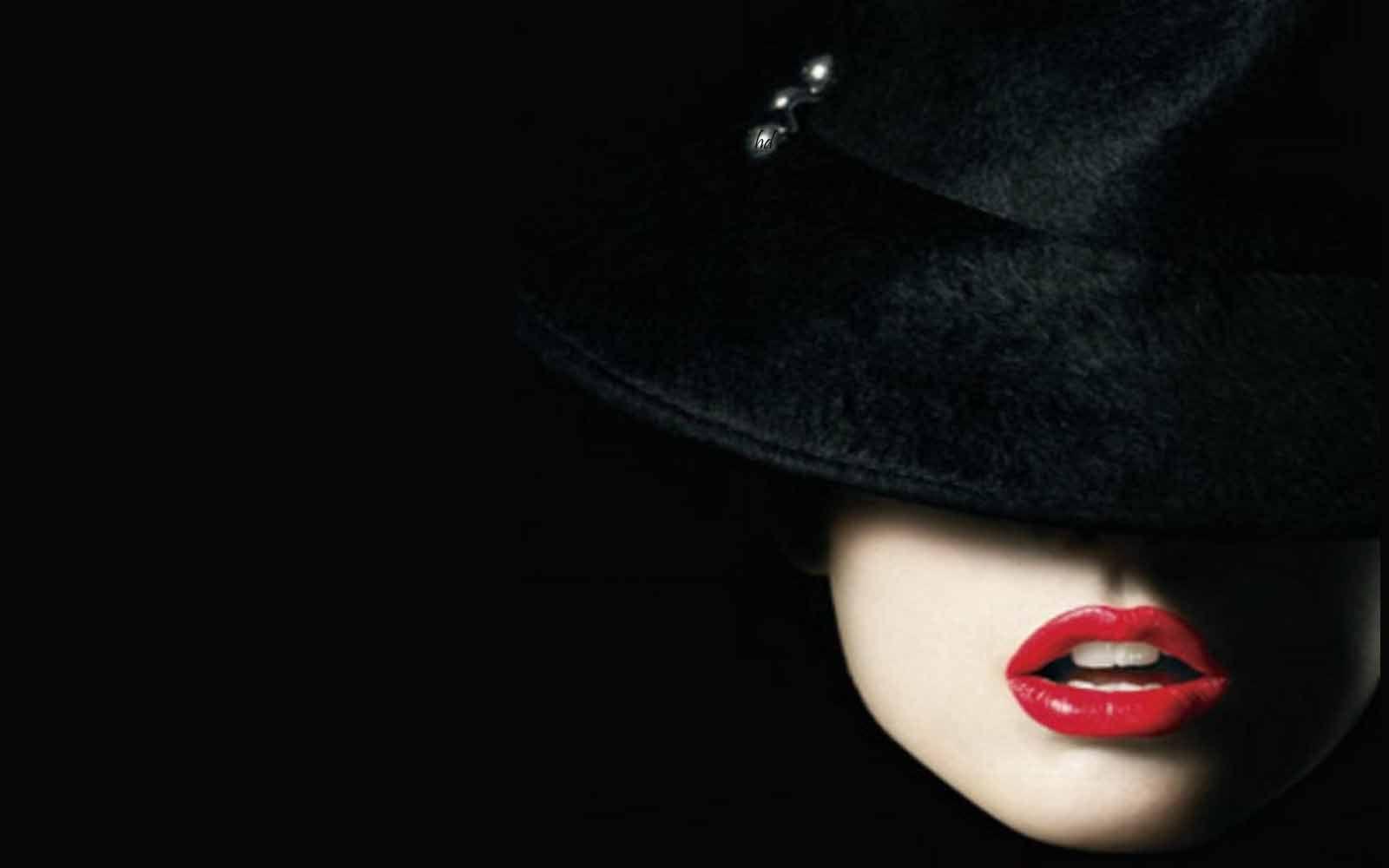 1600x1000 Red Lip Wallpaper