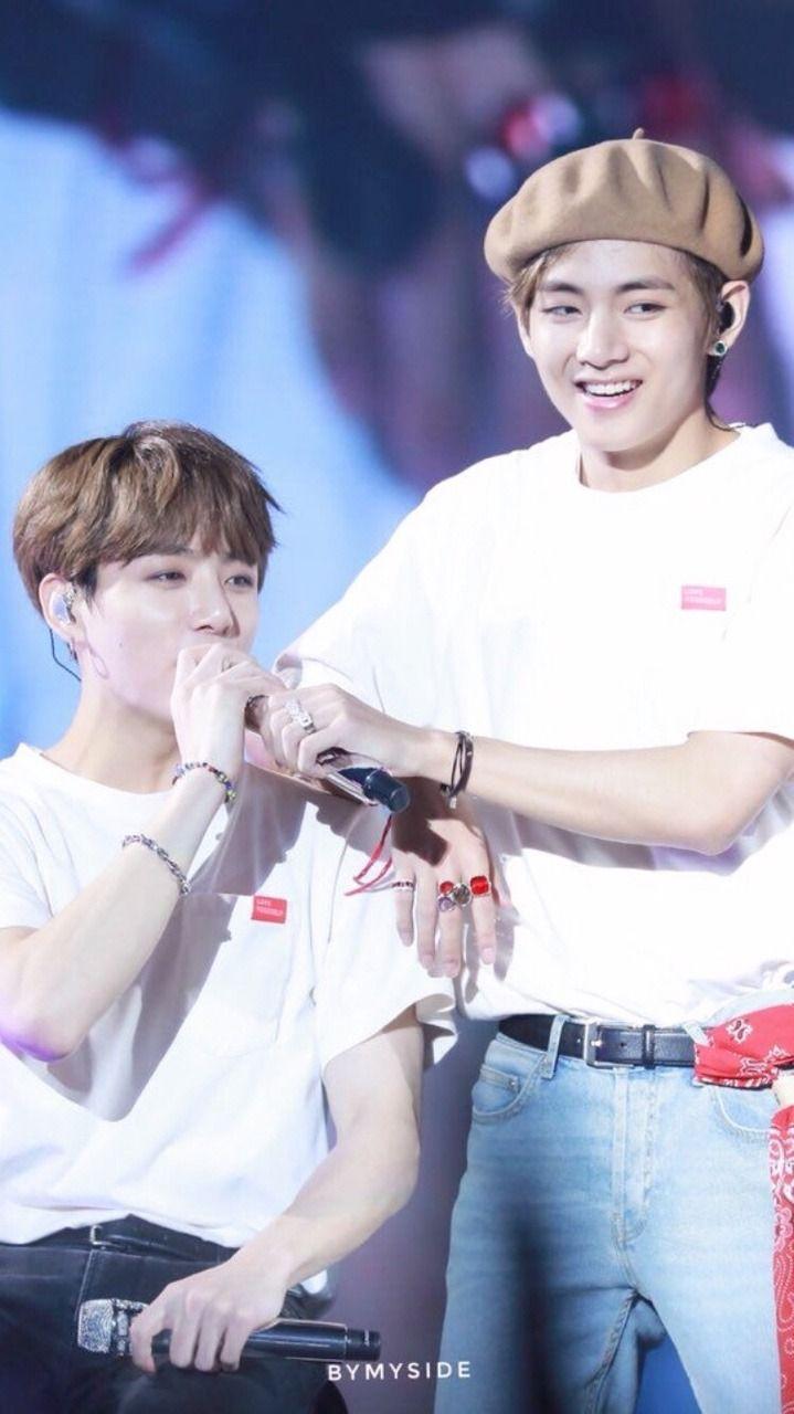 719x1280 BTS Wallpaper