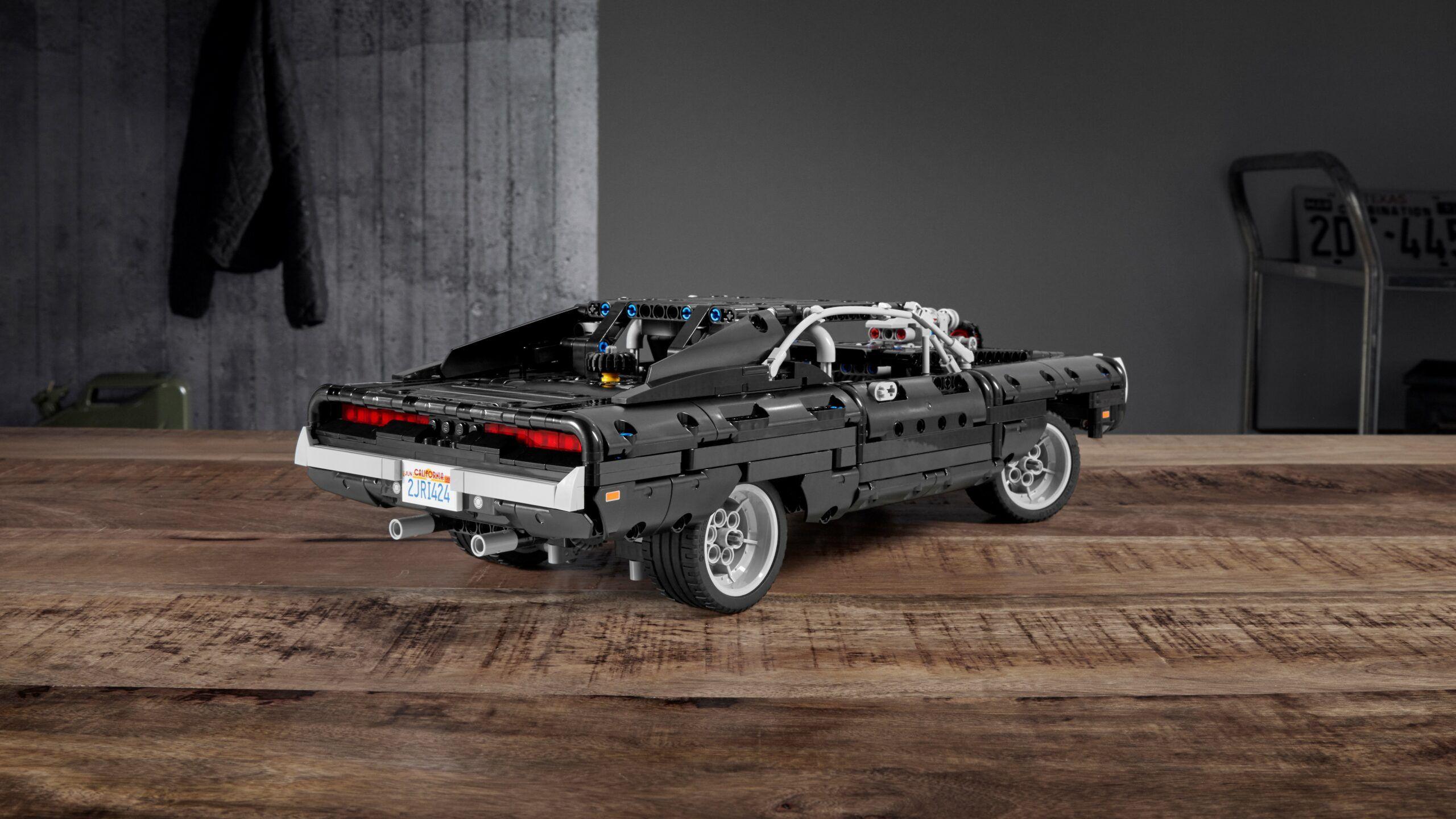 2560x1440 LEGO Creates Dom's 1970 Dodge Charger R .