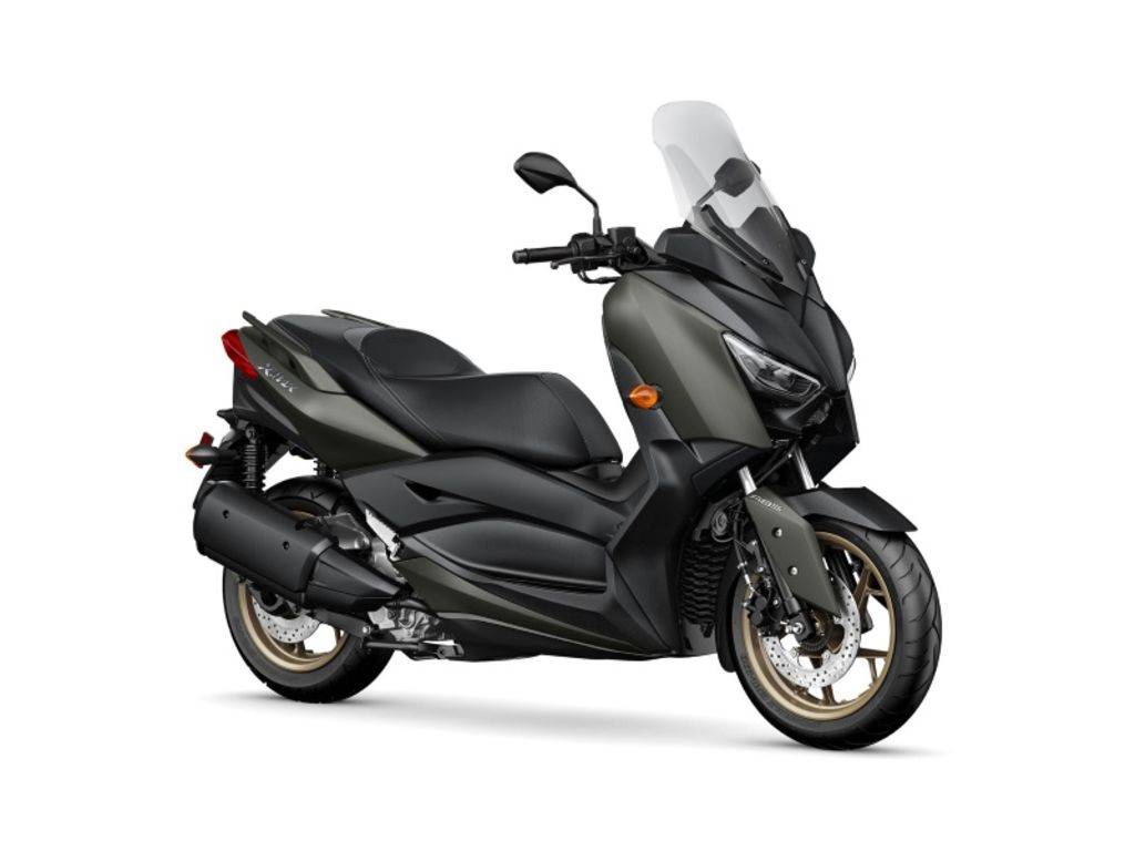 Yamaha Scooter Wallpapers - Top Free Yamaha Scooter Backgrounds