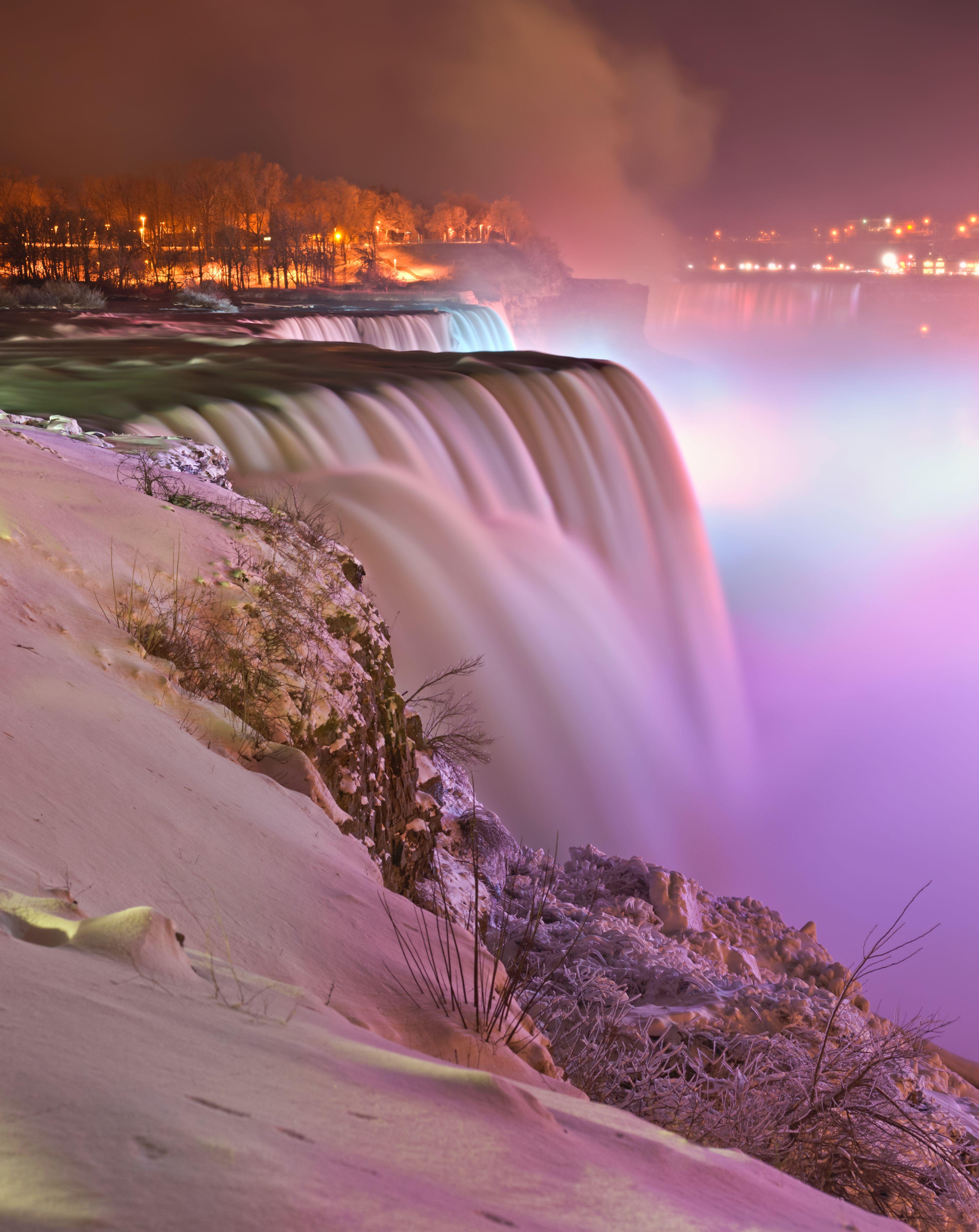 3835x4824 Winter Niagara Falls Night .itl.cat
