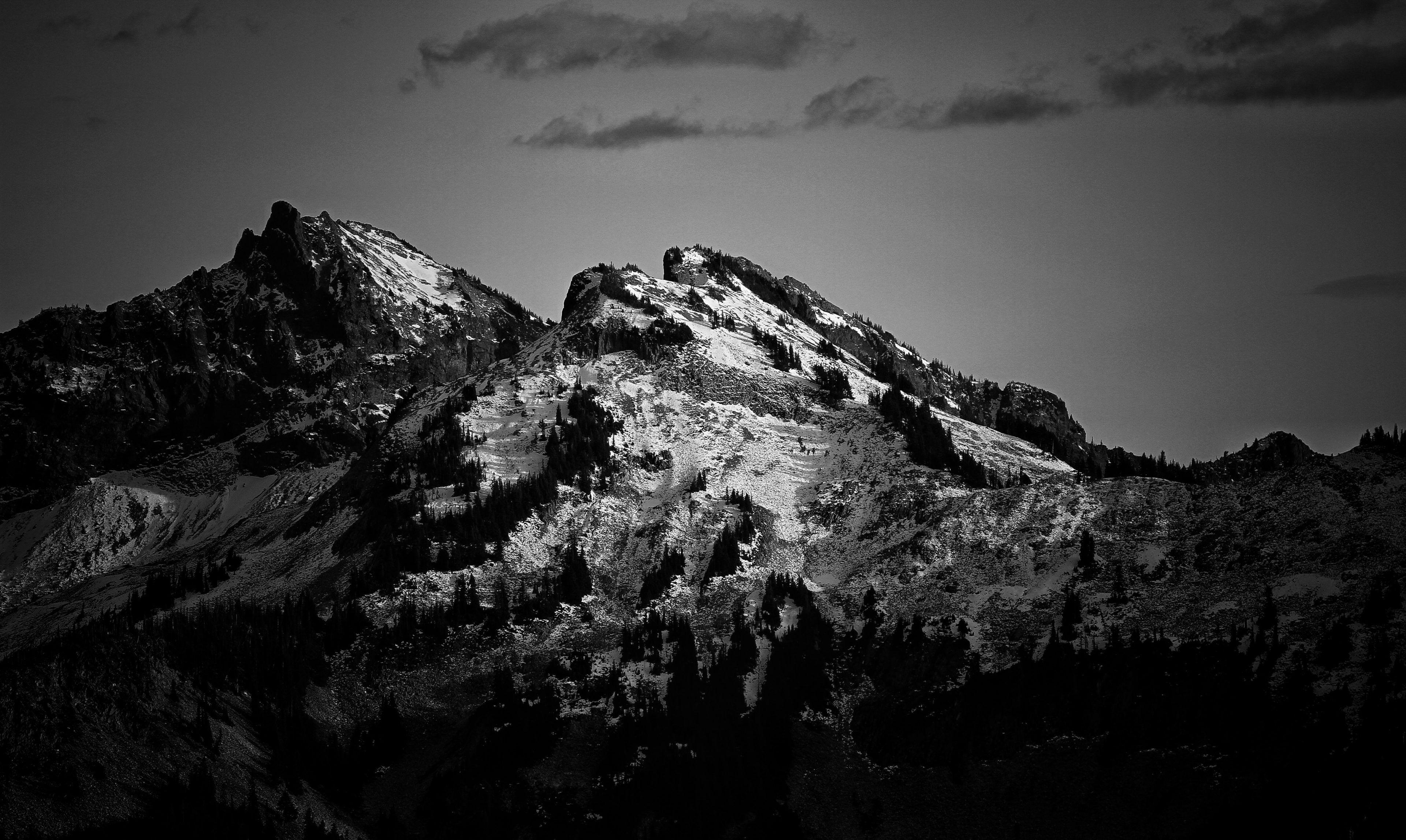 3840x2297 White Mountain Wallpaper