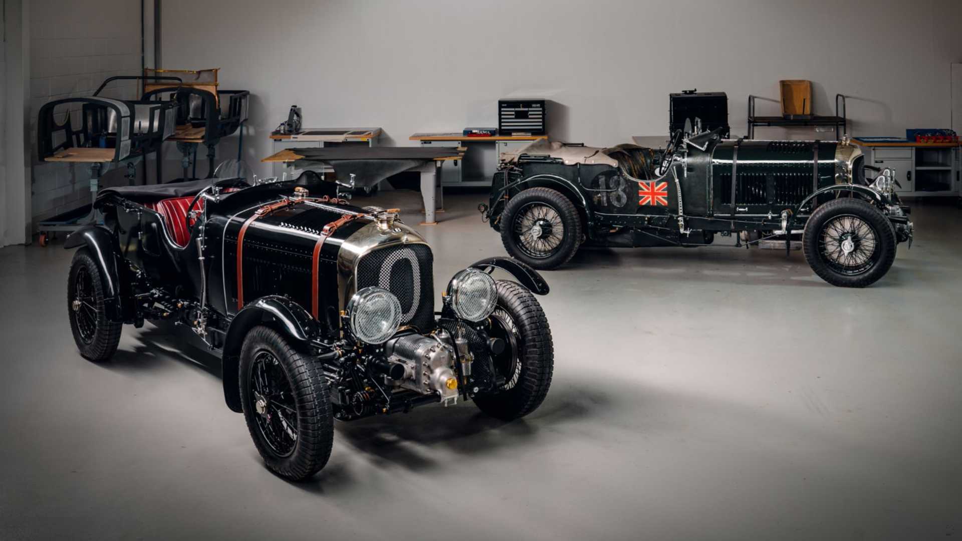 1920x1080 4.5 Litre Blower .