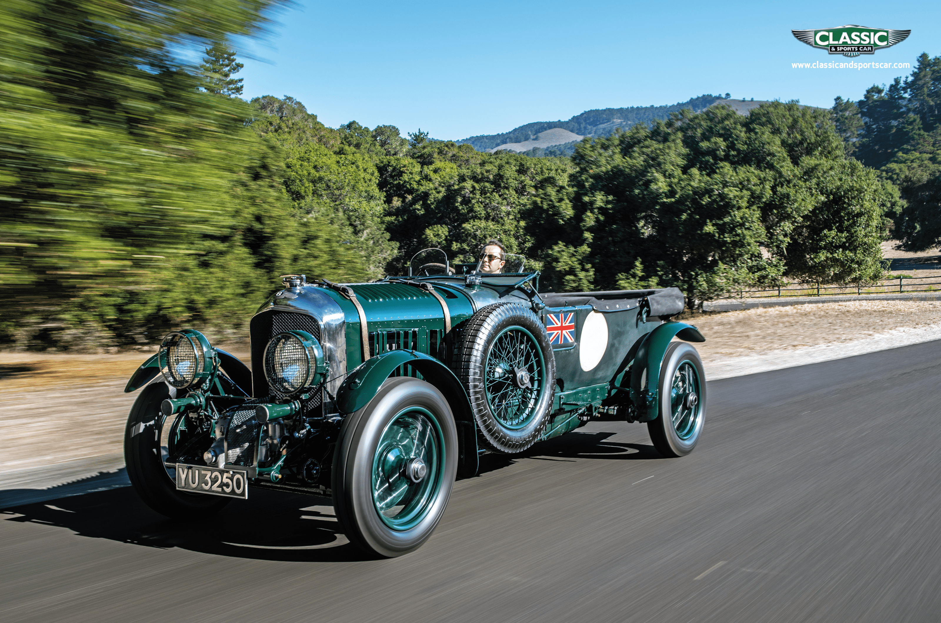 3200x2120 July 2019 issue. Classic & Sports