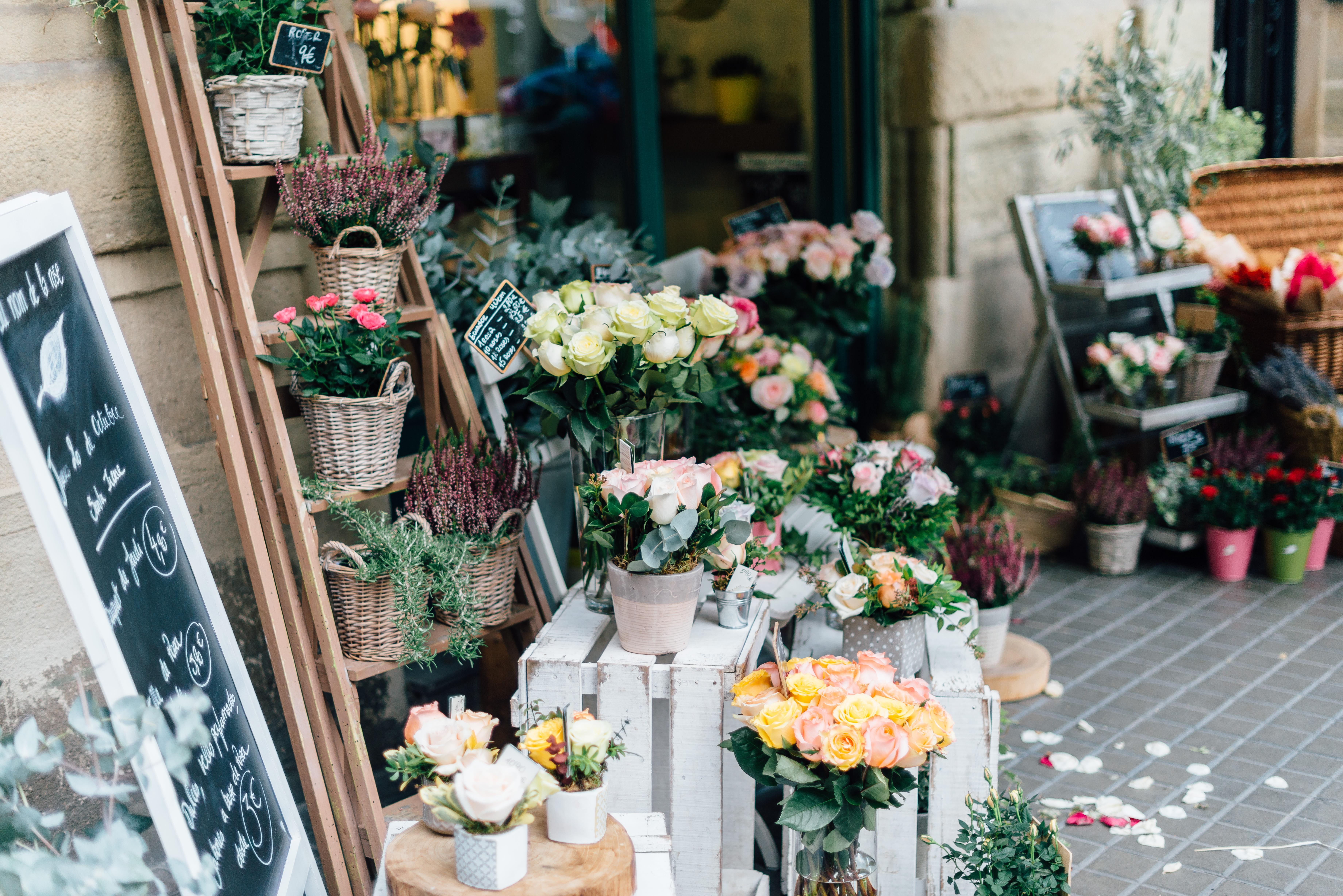 7360x4912 Flower Market