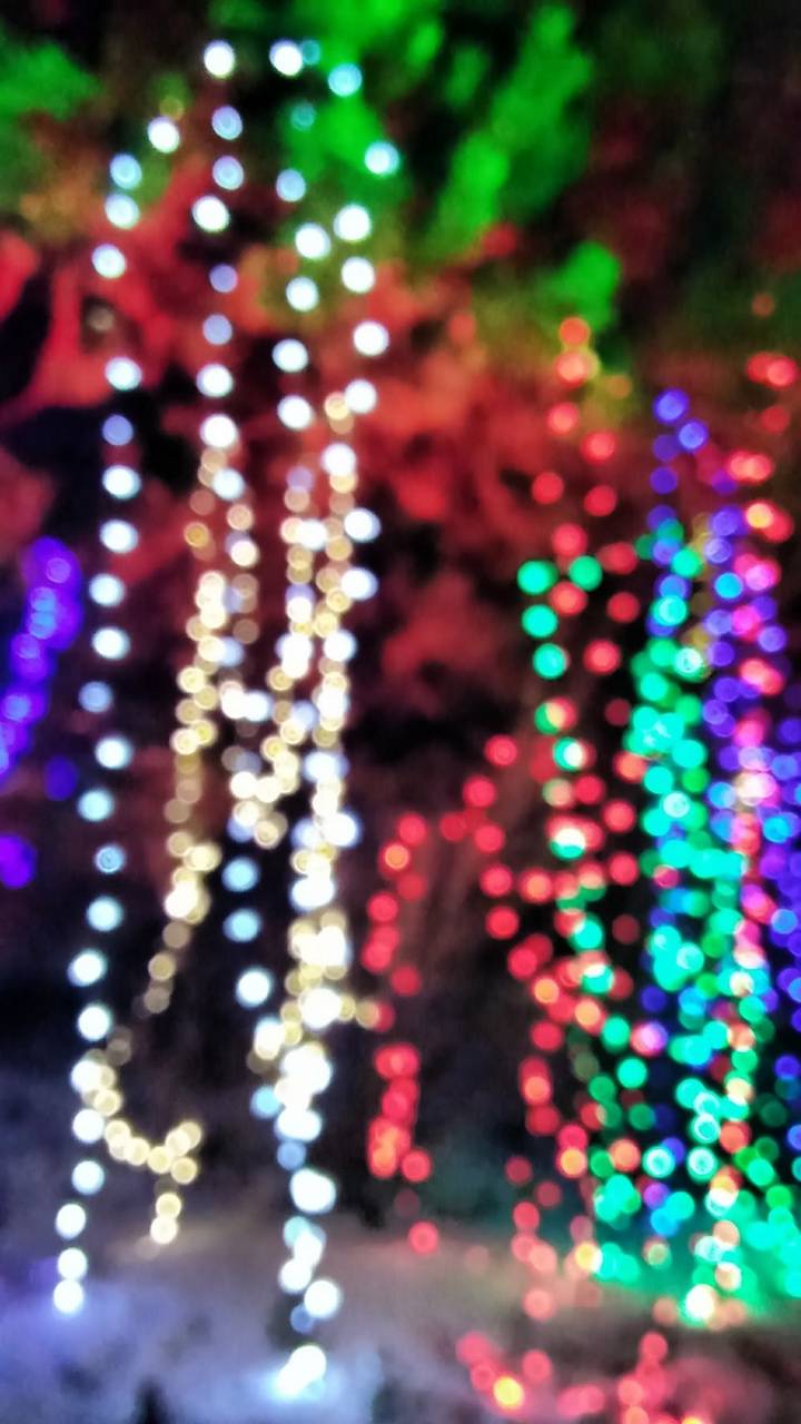 720x1280 Blurry lights wallpaper by randomlol14 .