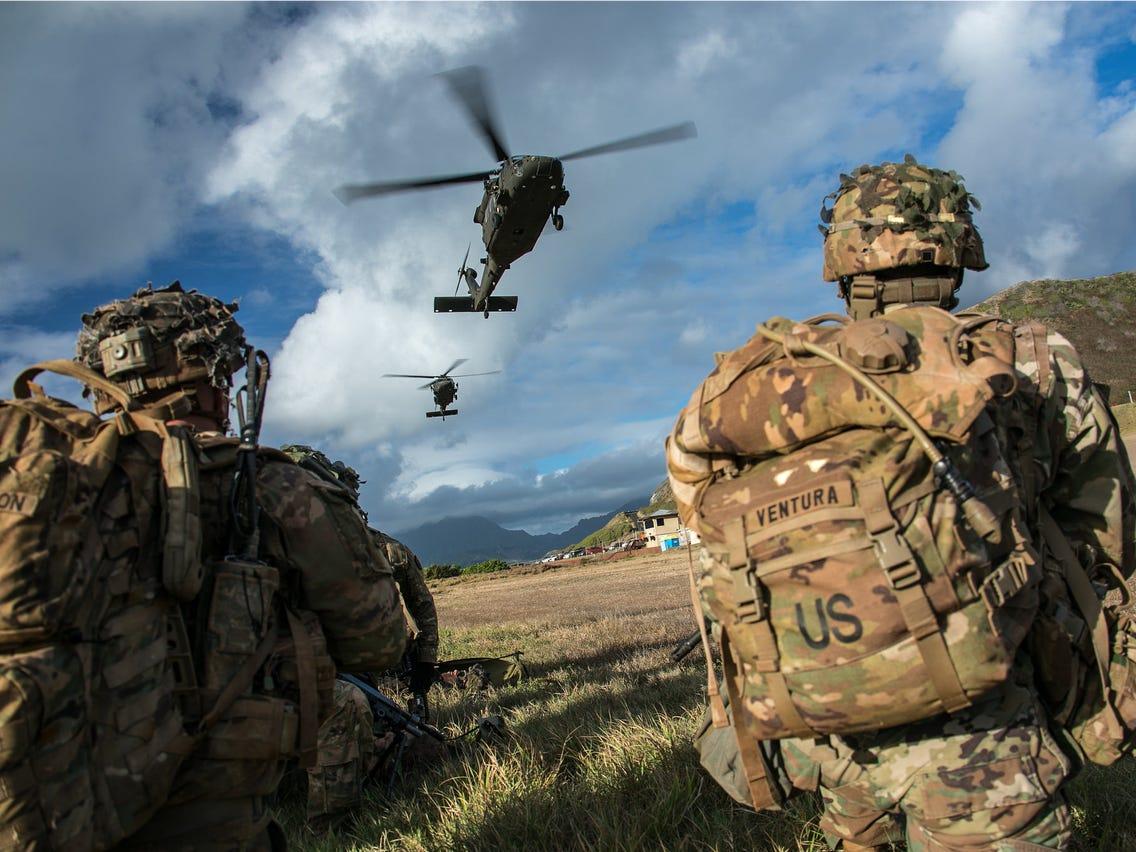 1136x852 The 27 Most Powerful Image of the US Military in 2018
