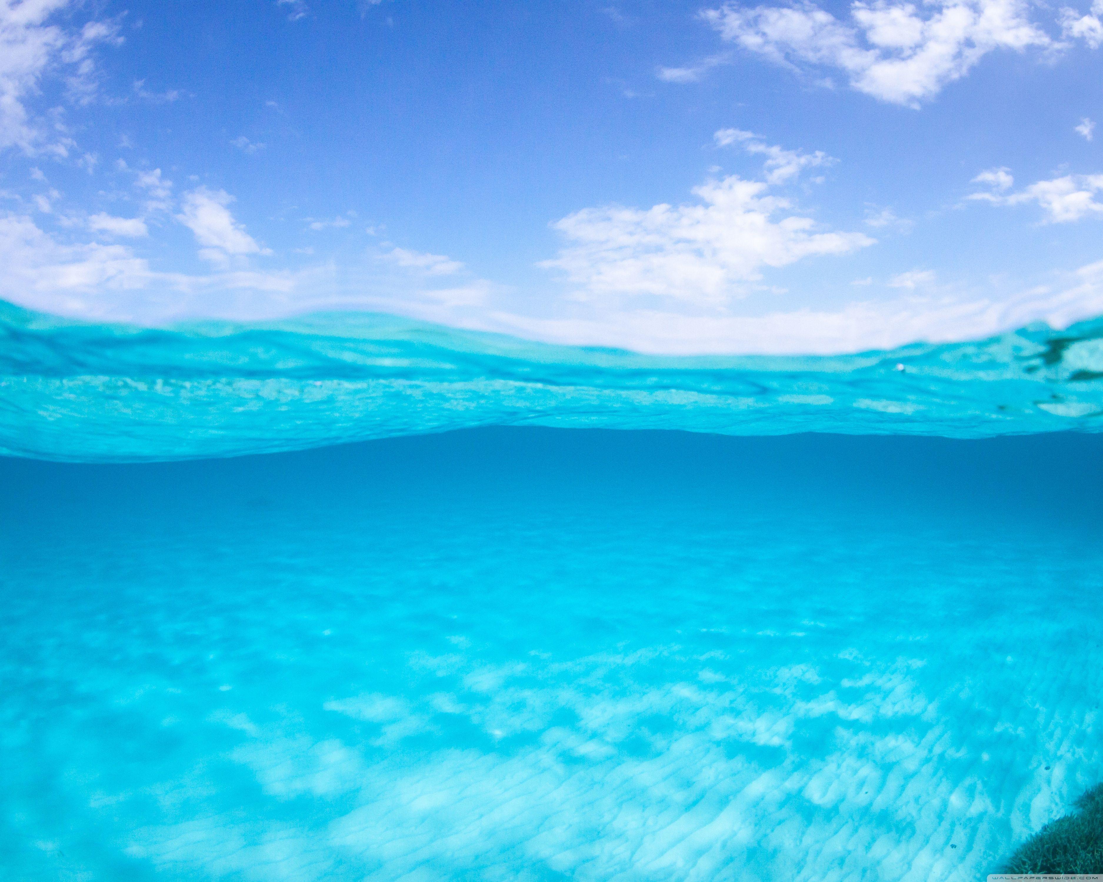 3750x3000 Half Underwater Half Above Water .