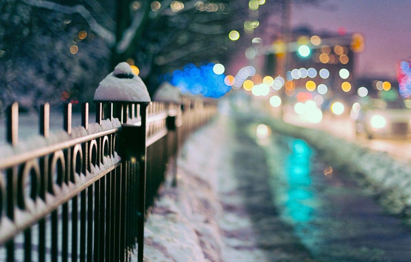 1332x850 Winter City Background