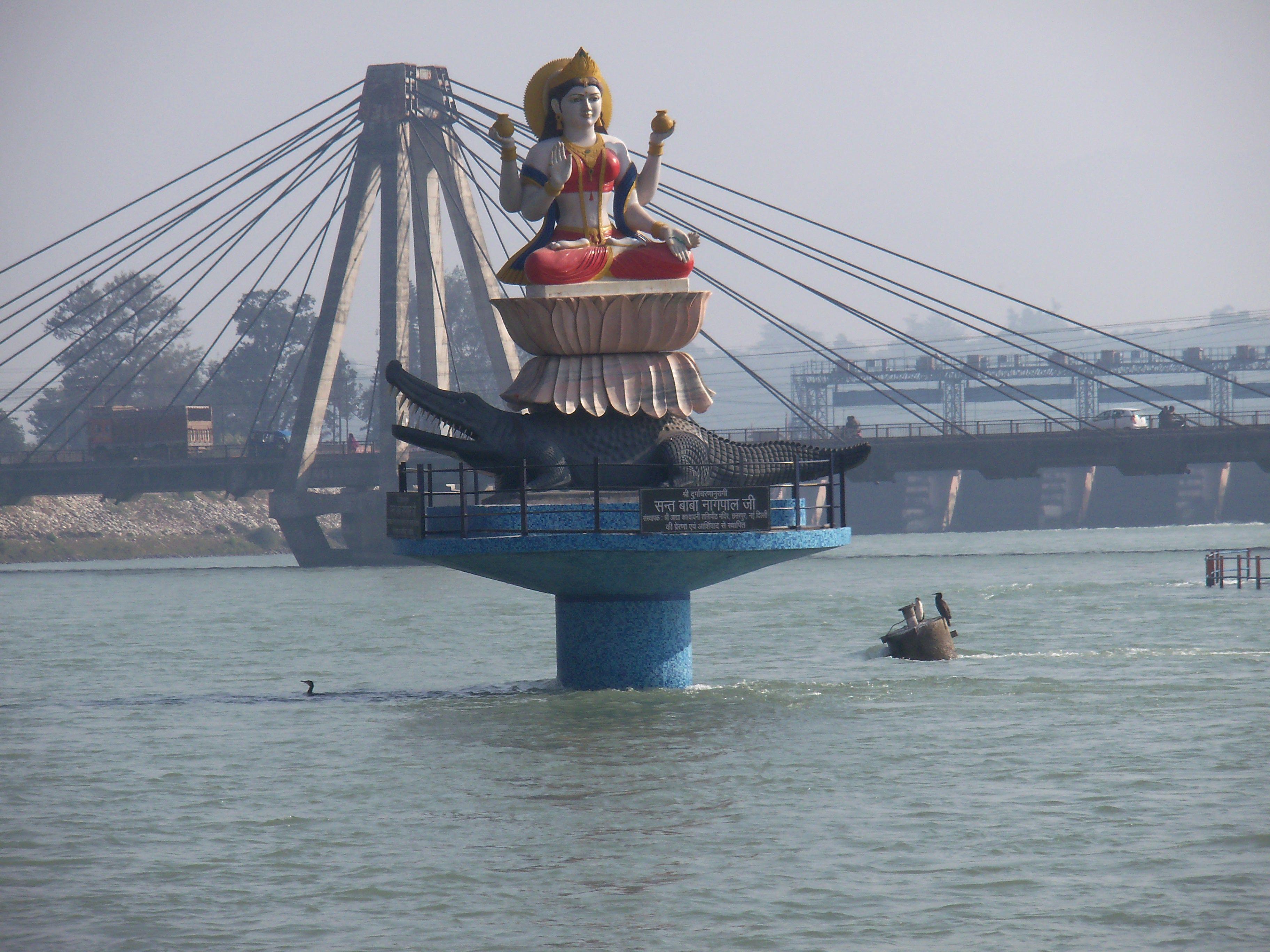 3648x2736 LAKSHMAN JHULA Photo .